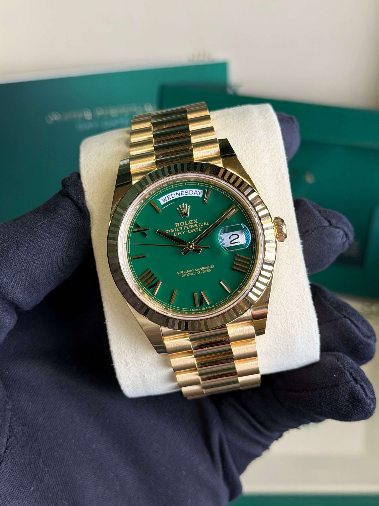 Watchrr - Authentic luxury watch