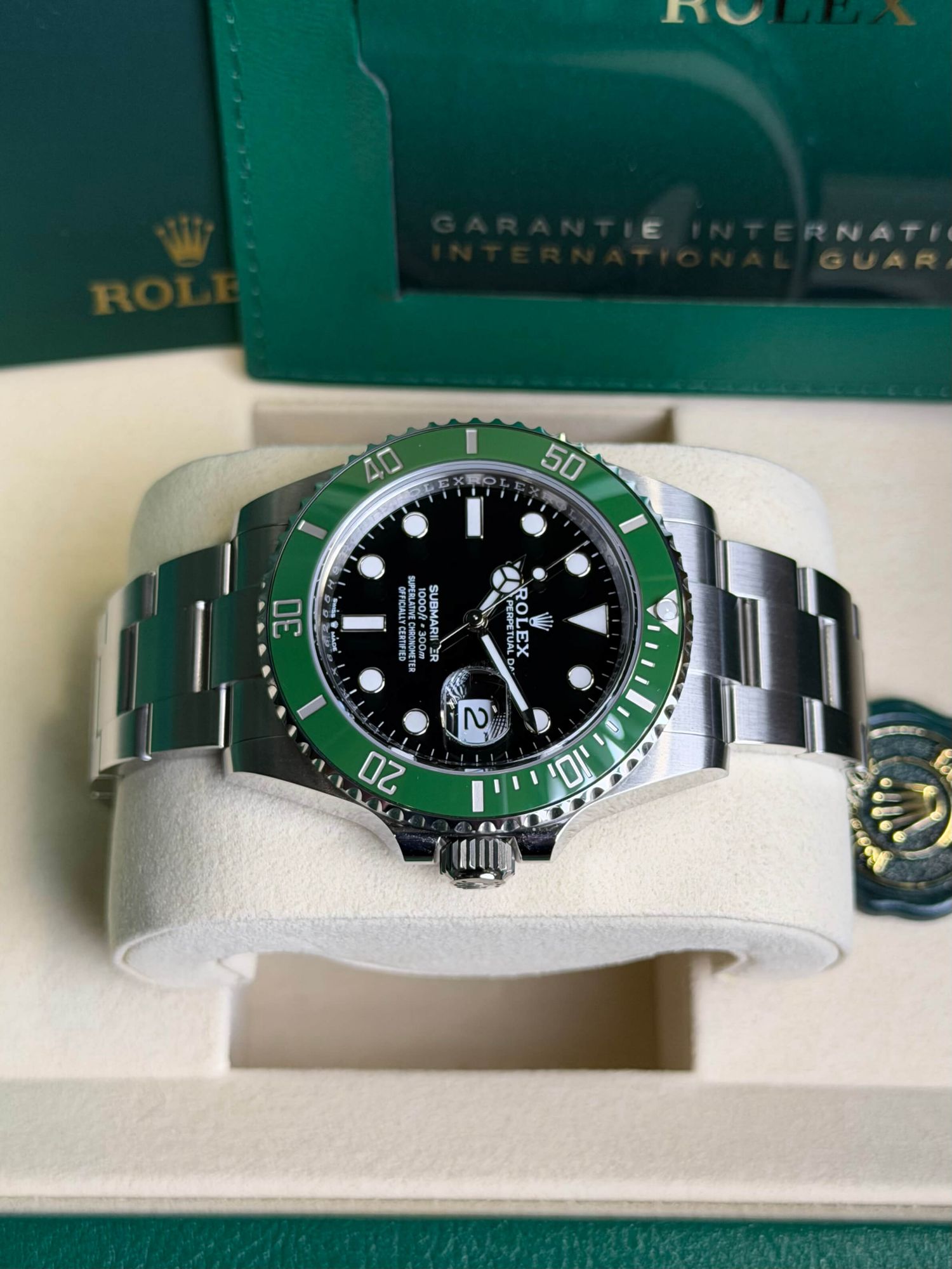 Watchrr - Authentic luxury watch