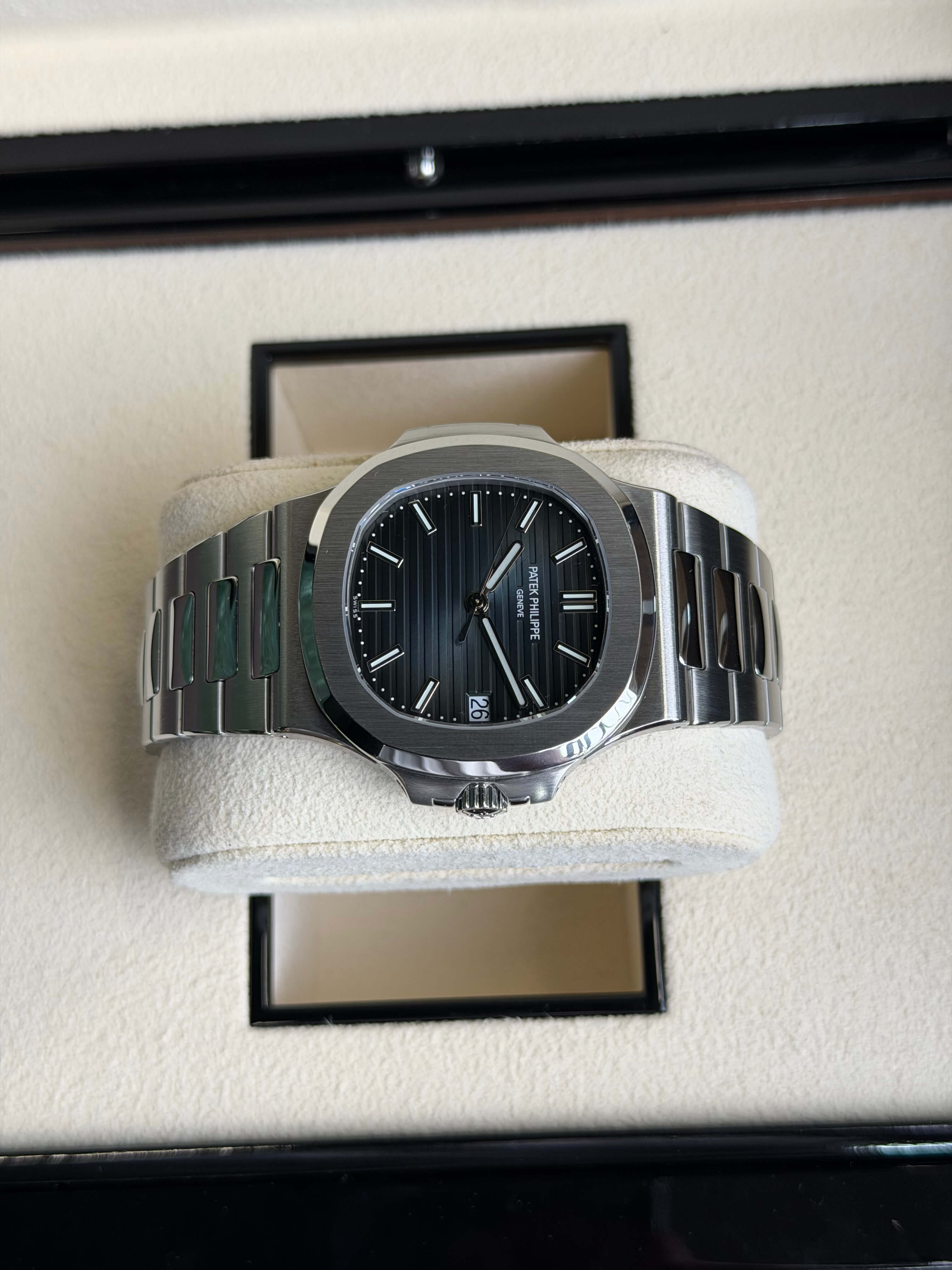 Watchrr - Authentic luxury watch