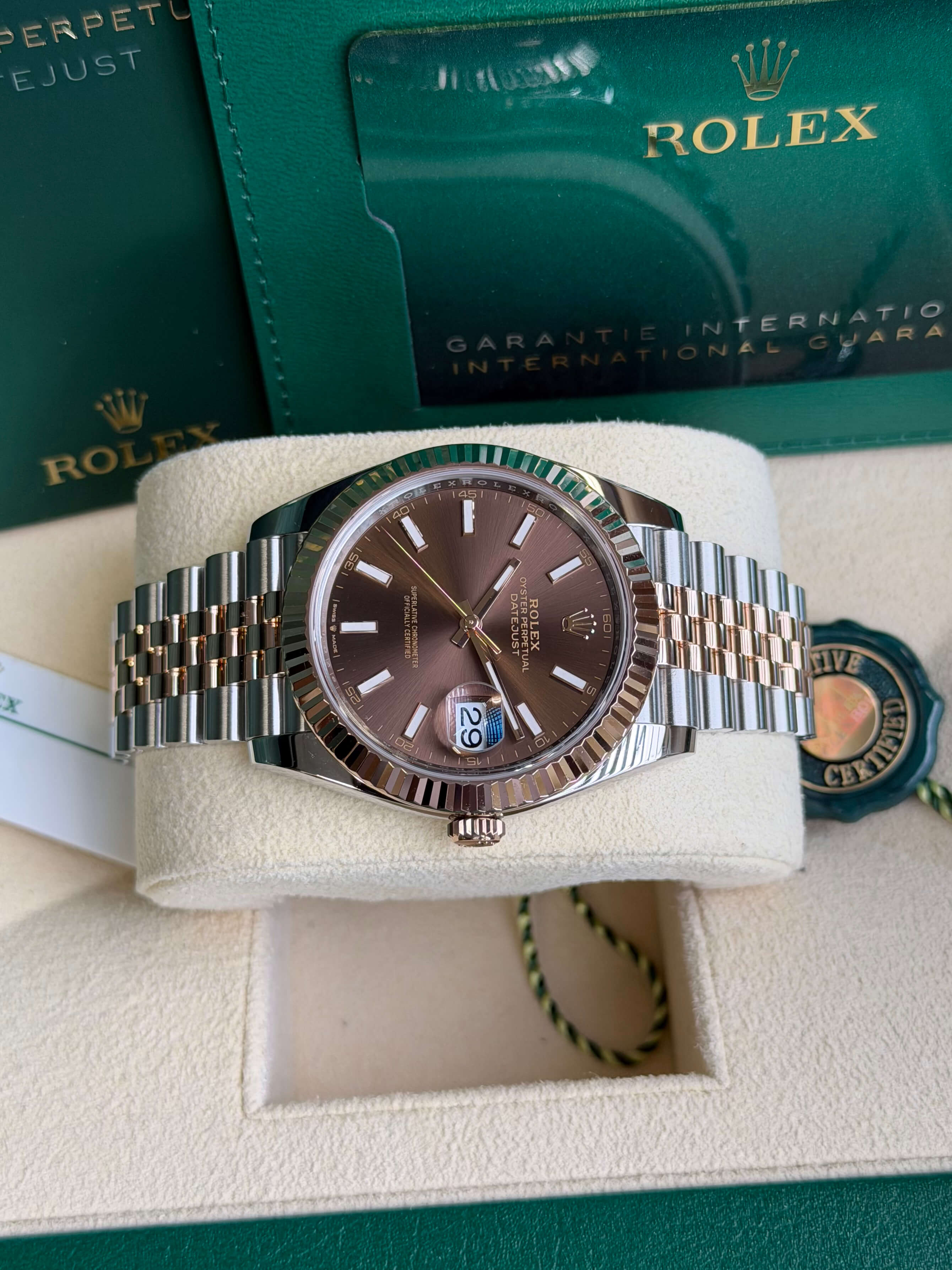 Watchrr - Authentic luxury watch