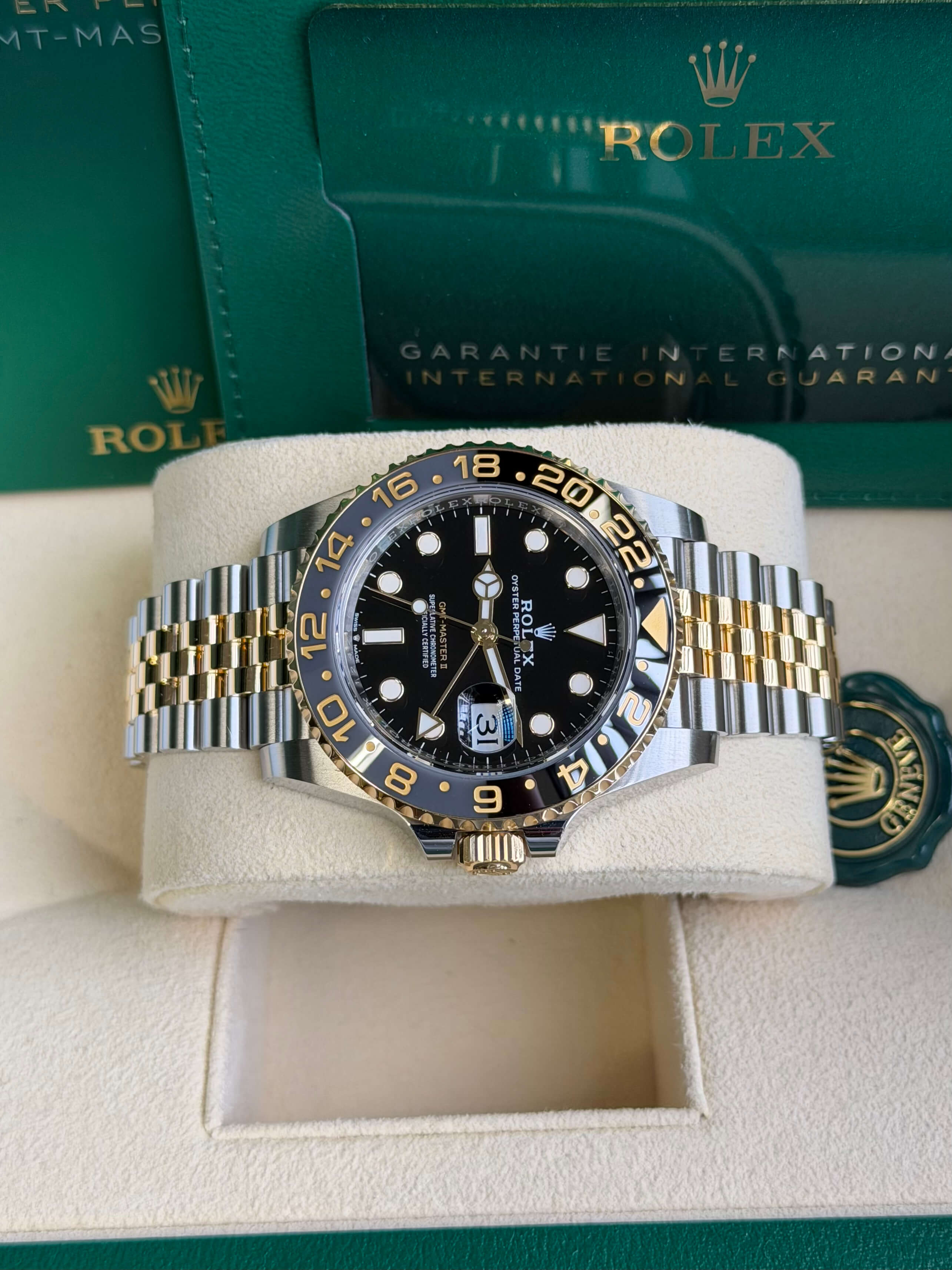 Watchrr - Authentic luxury watch