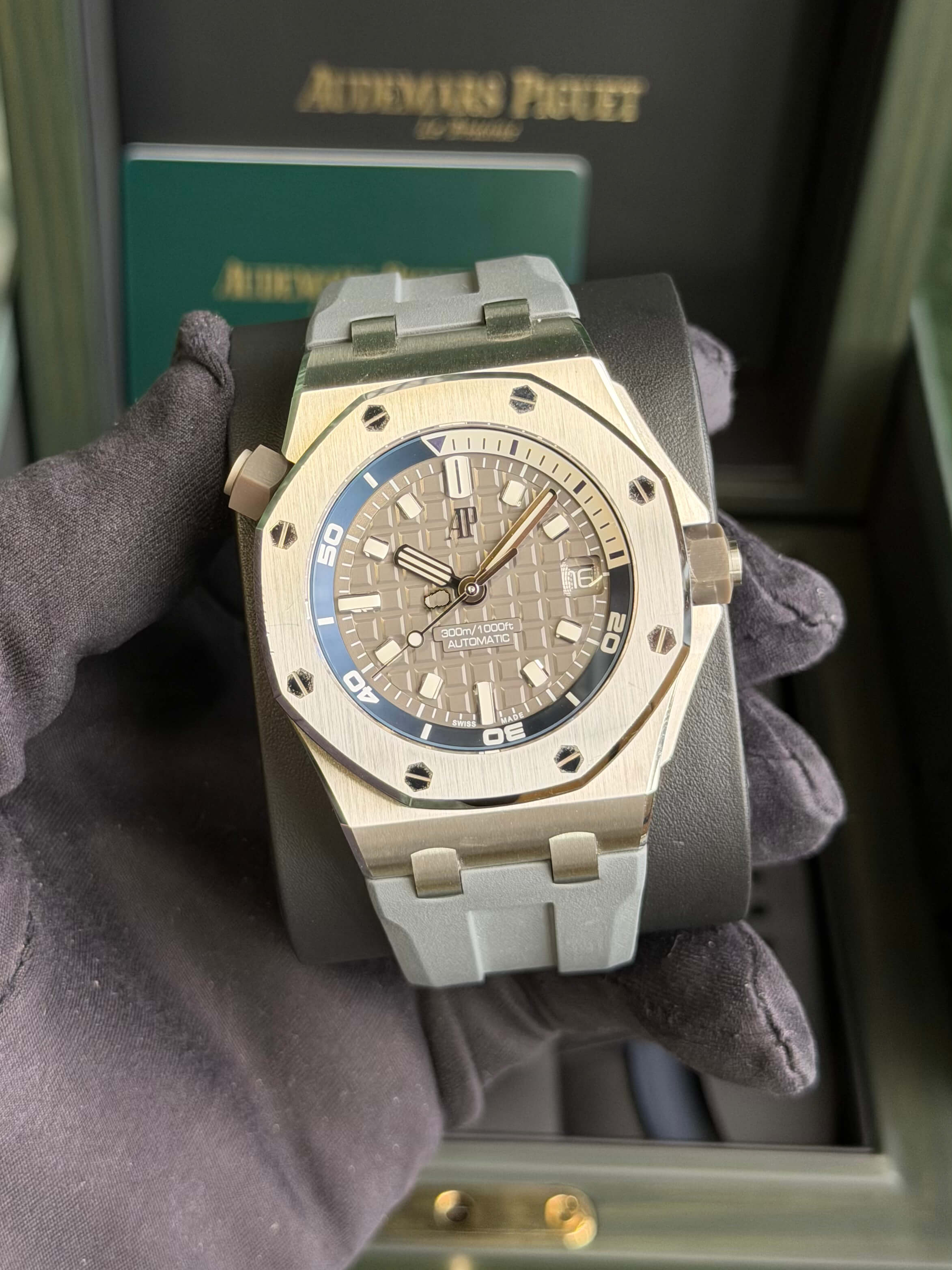 Audemars Piguet Royal Oak Offshore Diver 15710ST 2023 Full set