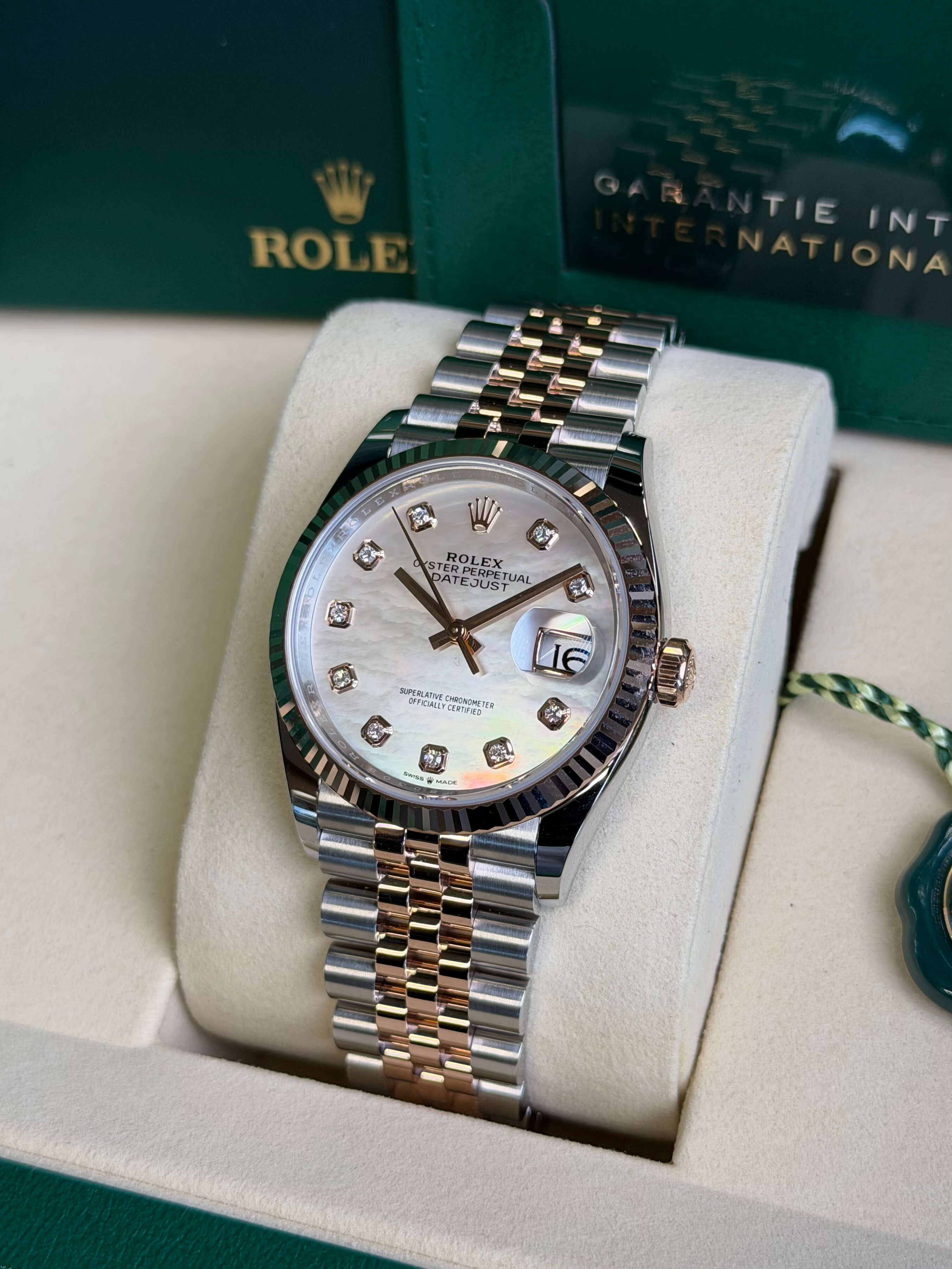 Watchrr - Authentic luxury watch