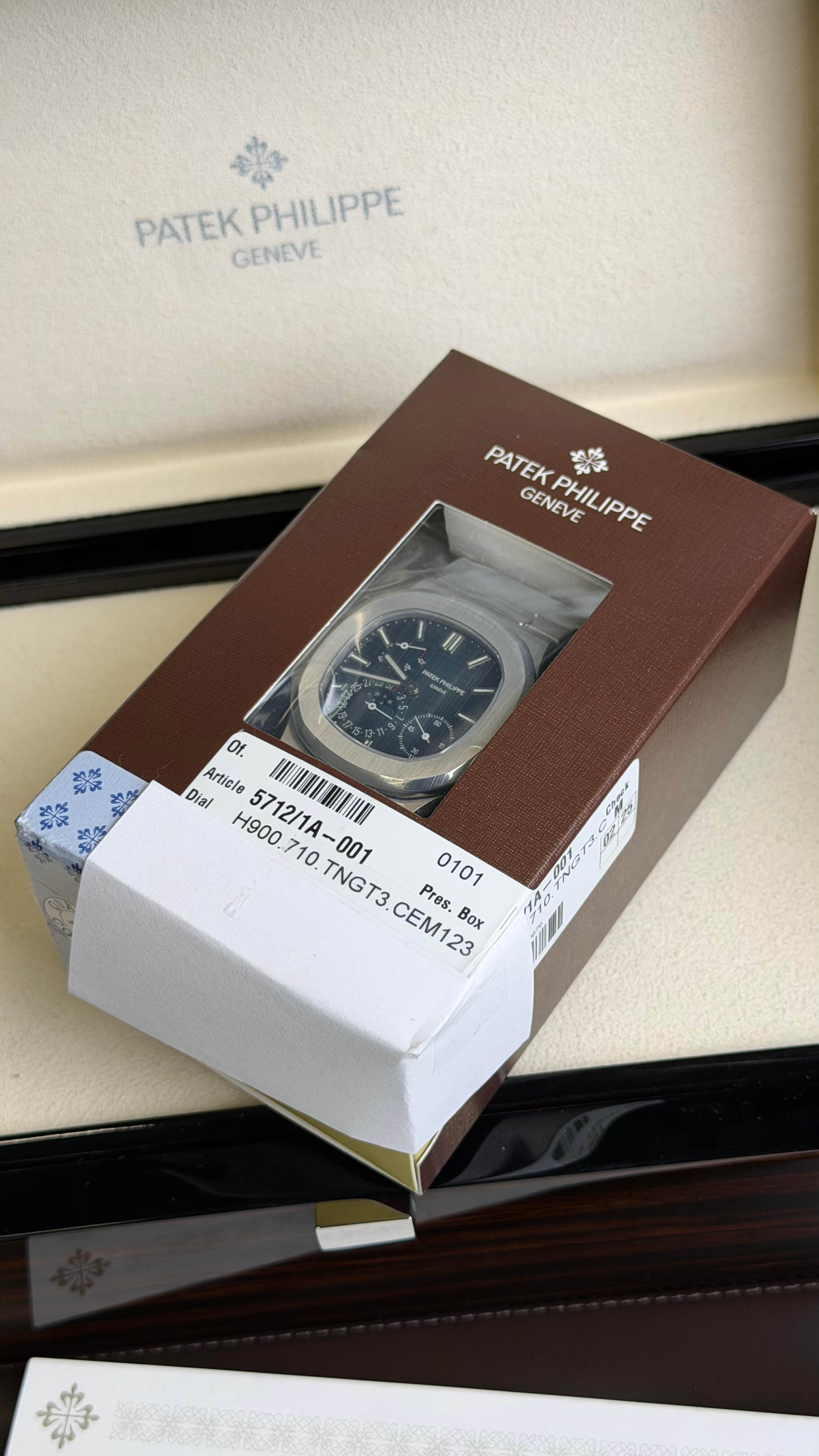 Watchrr - Authentic luxury watch