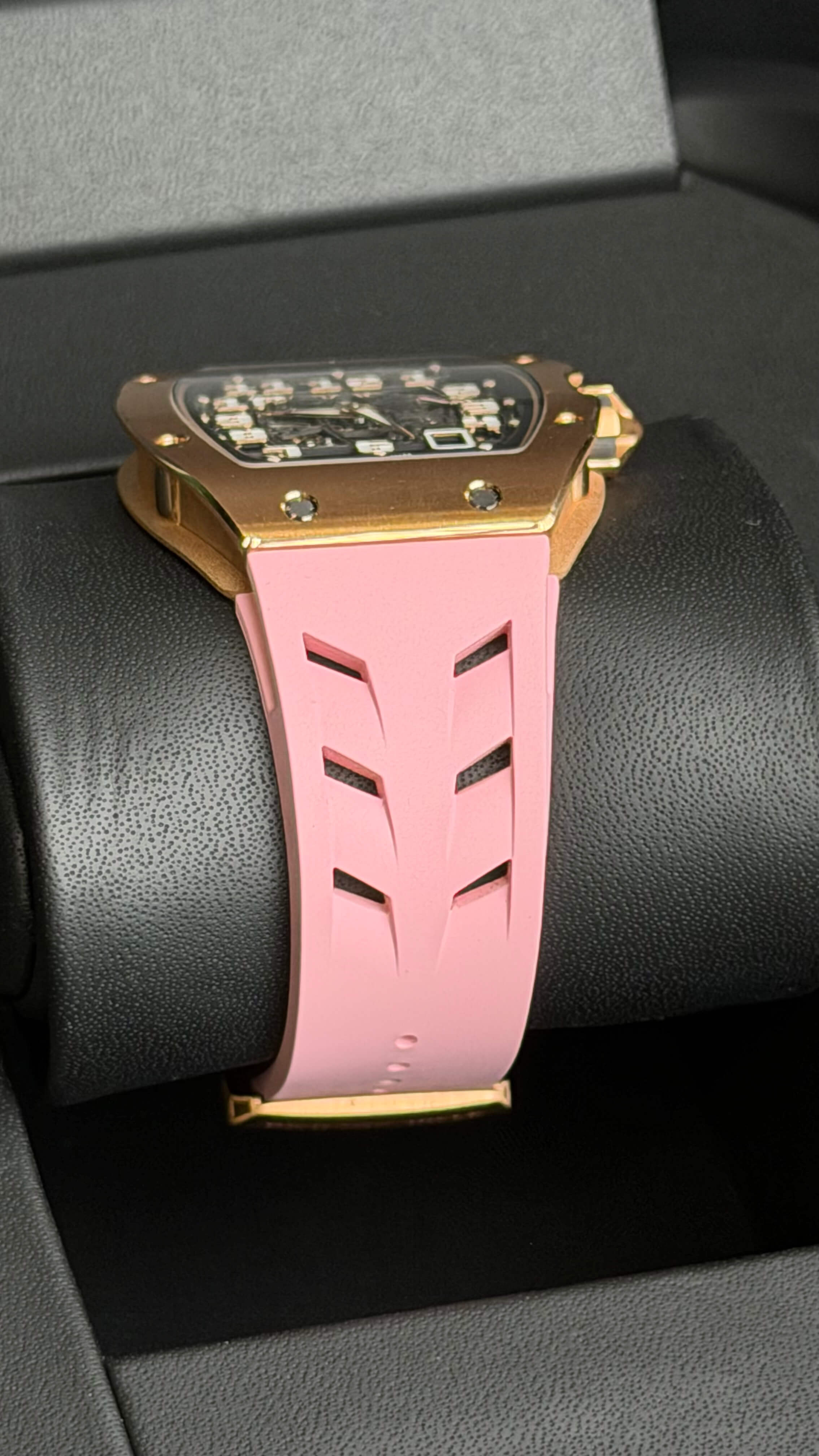 Watchrr - Authentic luxury watch