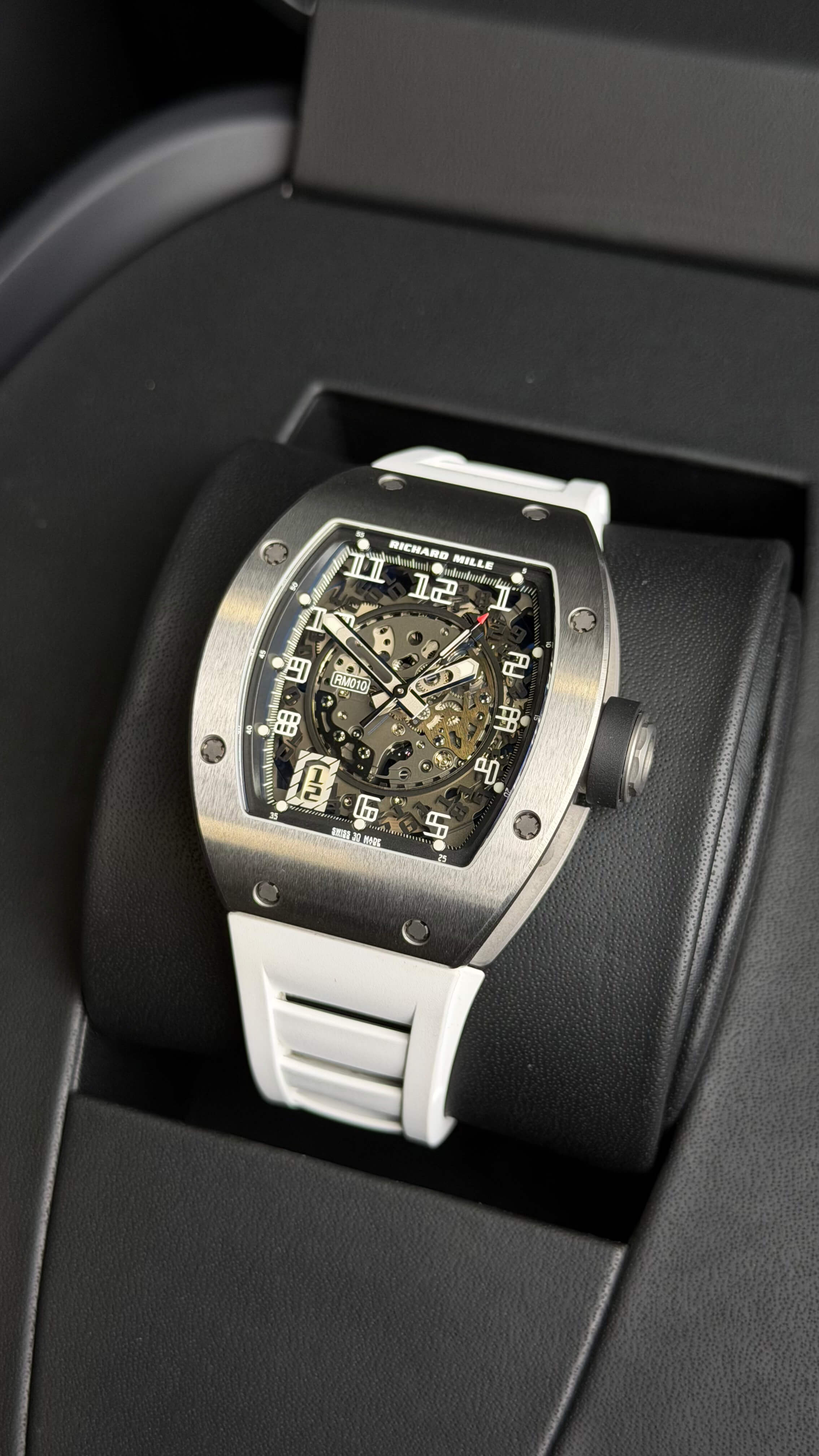 Watchrr - Authentic luxury watch