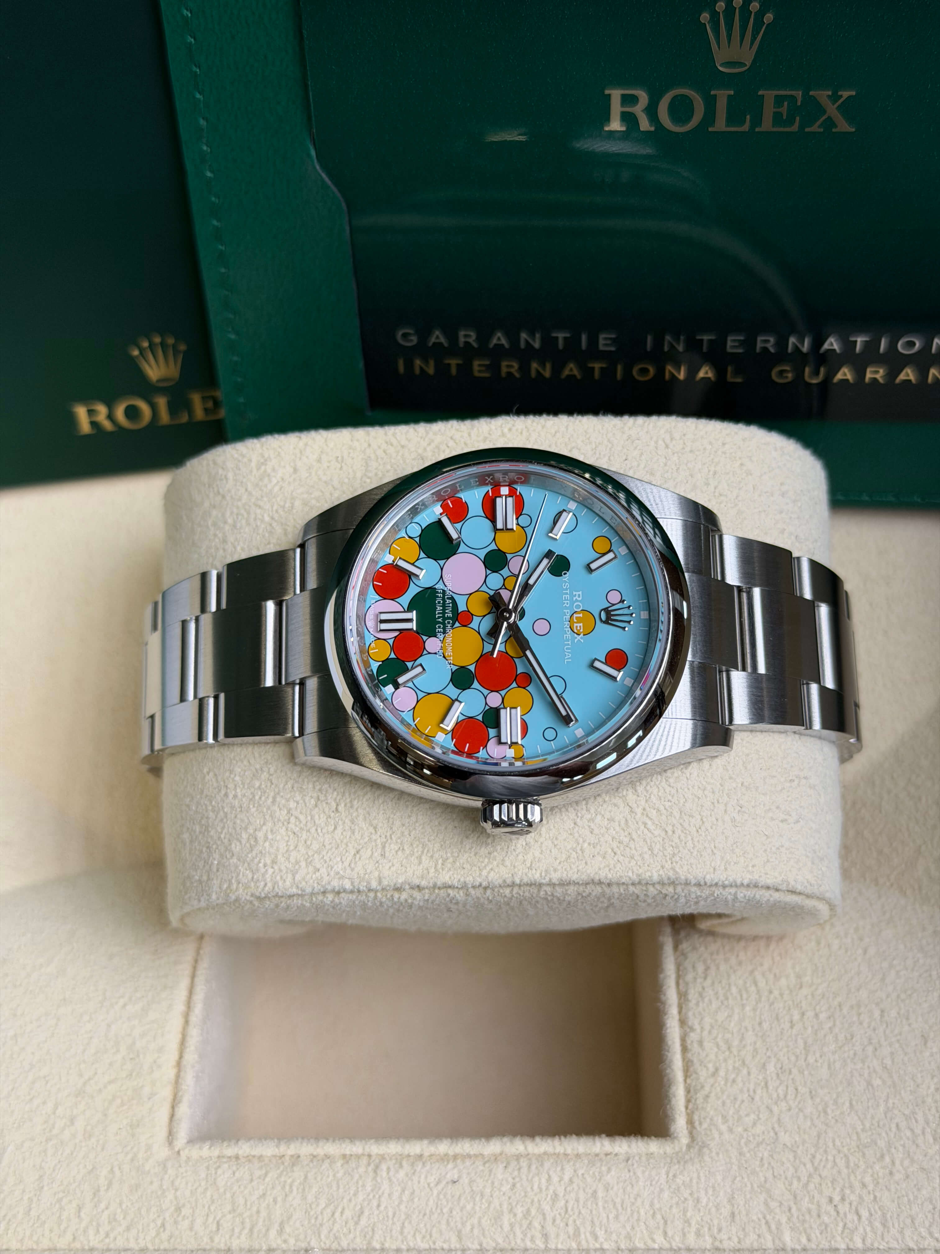 Watchrr - Authentic luxury watch