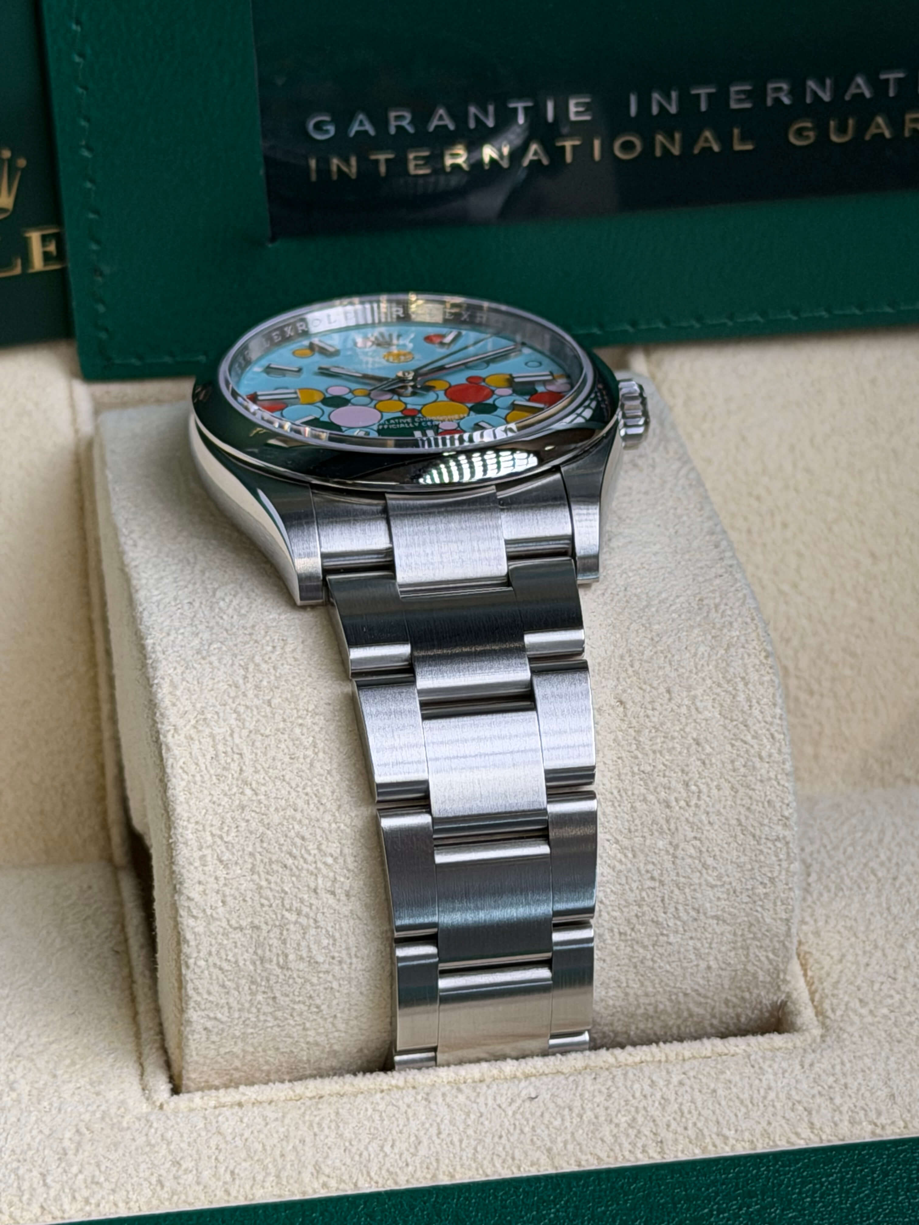 Watchrr - Authentic luxury watch