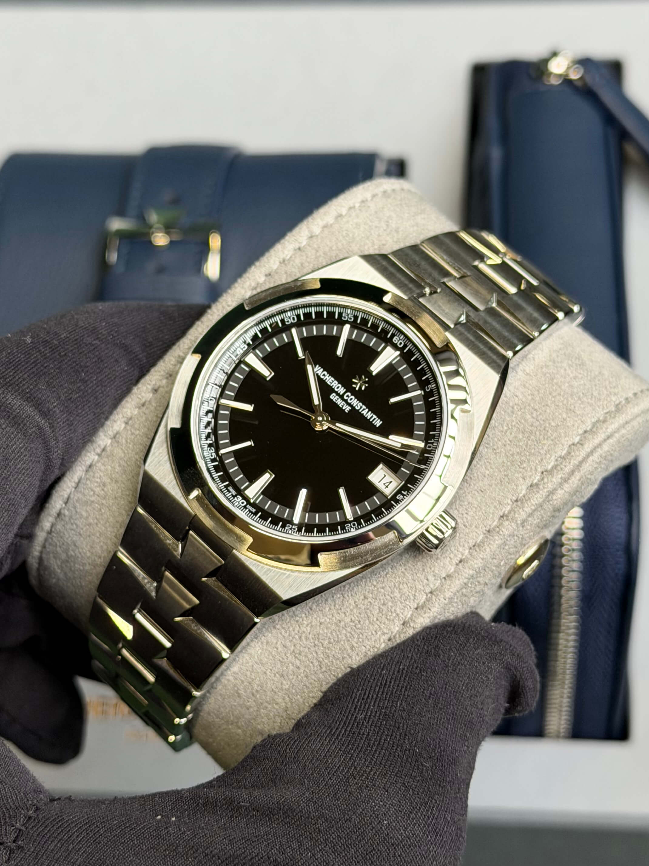 Watchrr - Authentic luxury watch