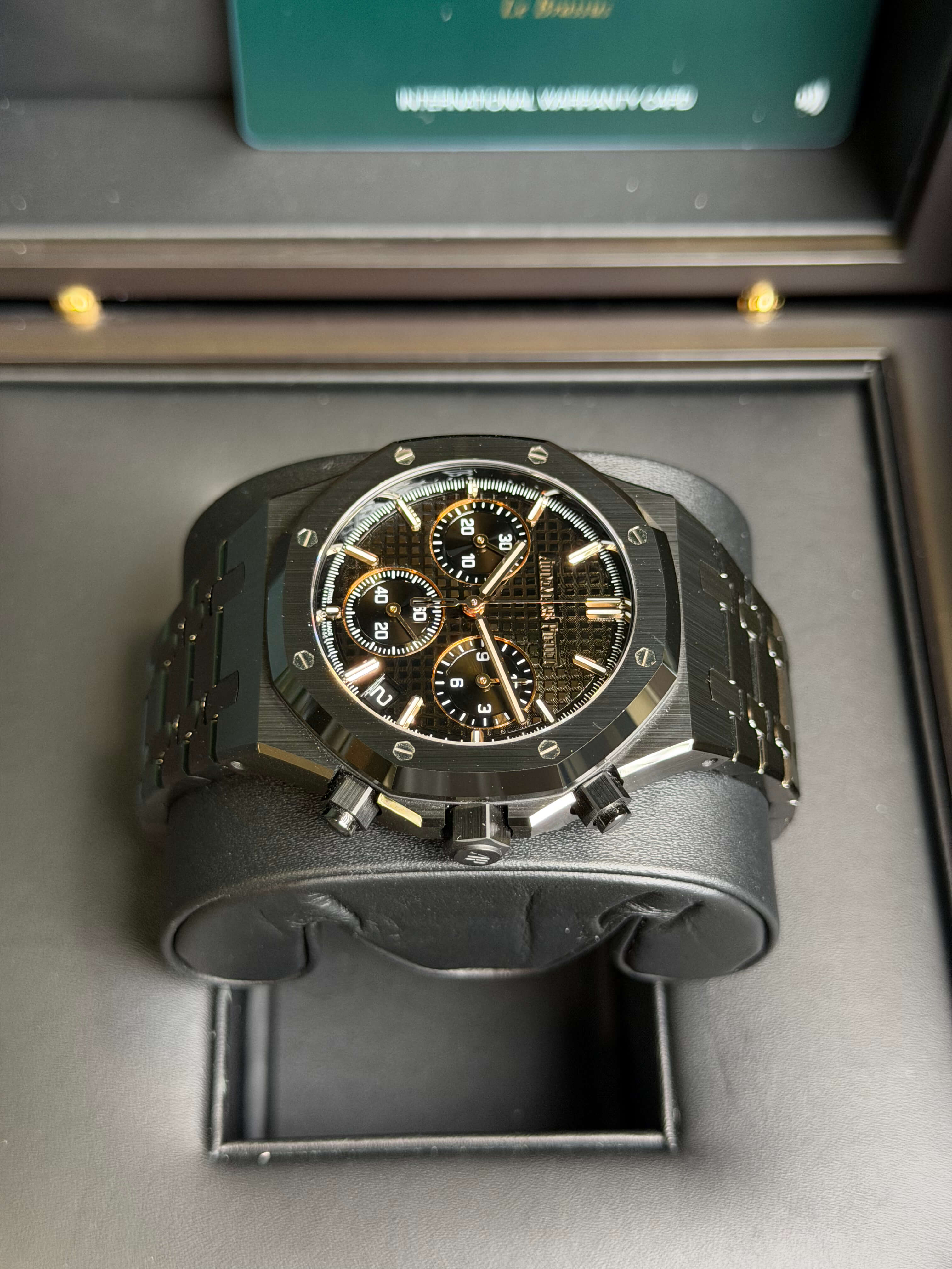 Watchrr - Authentic luxury watch