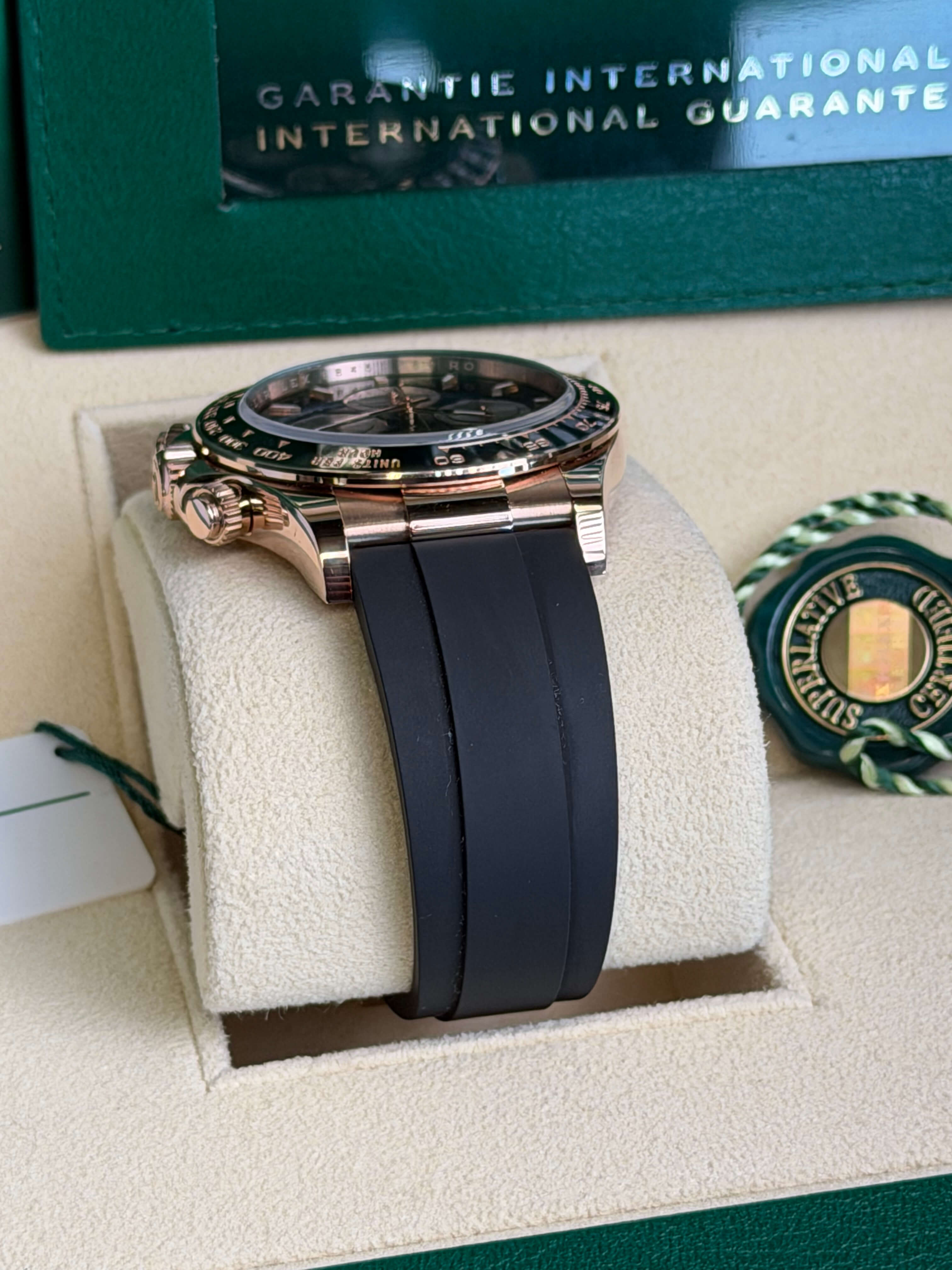 Watchrr - Authentic luxury watch