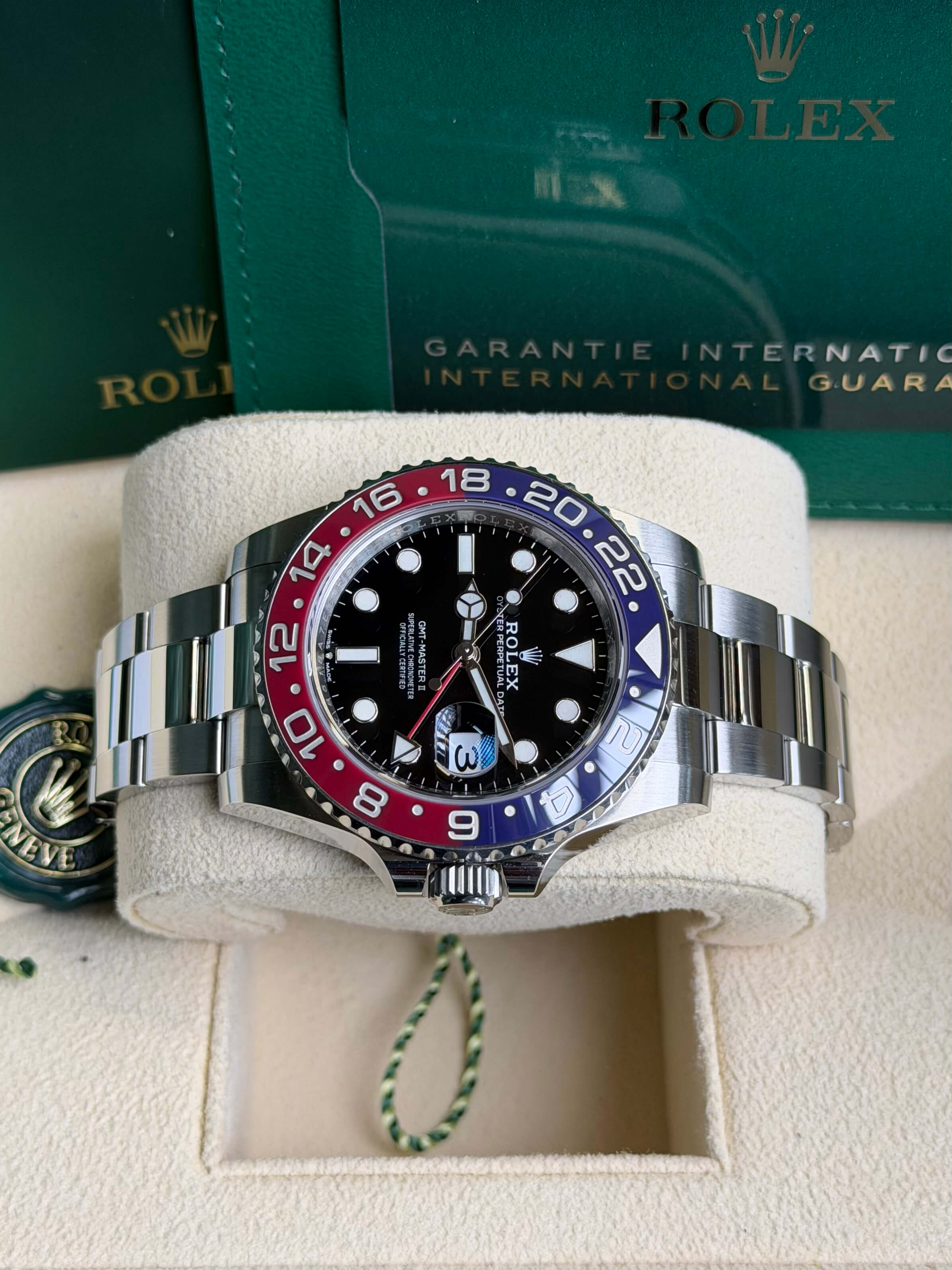 Watchrr - Authentic luxury watch