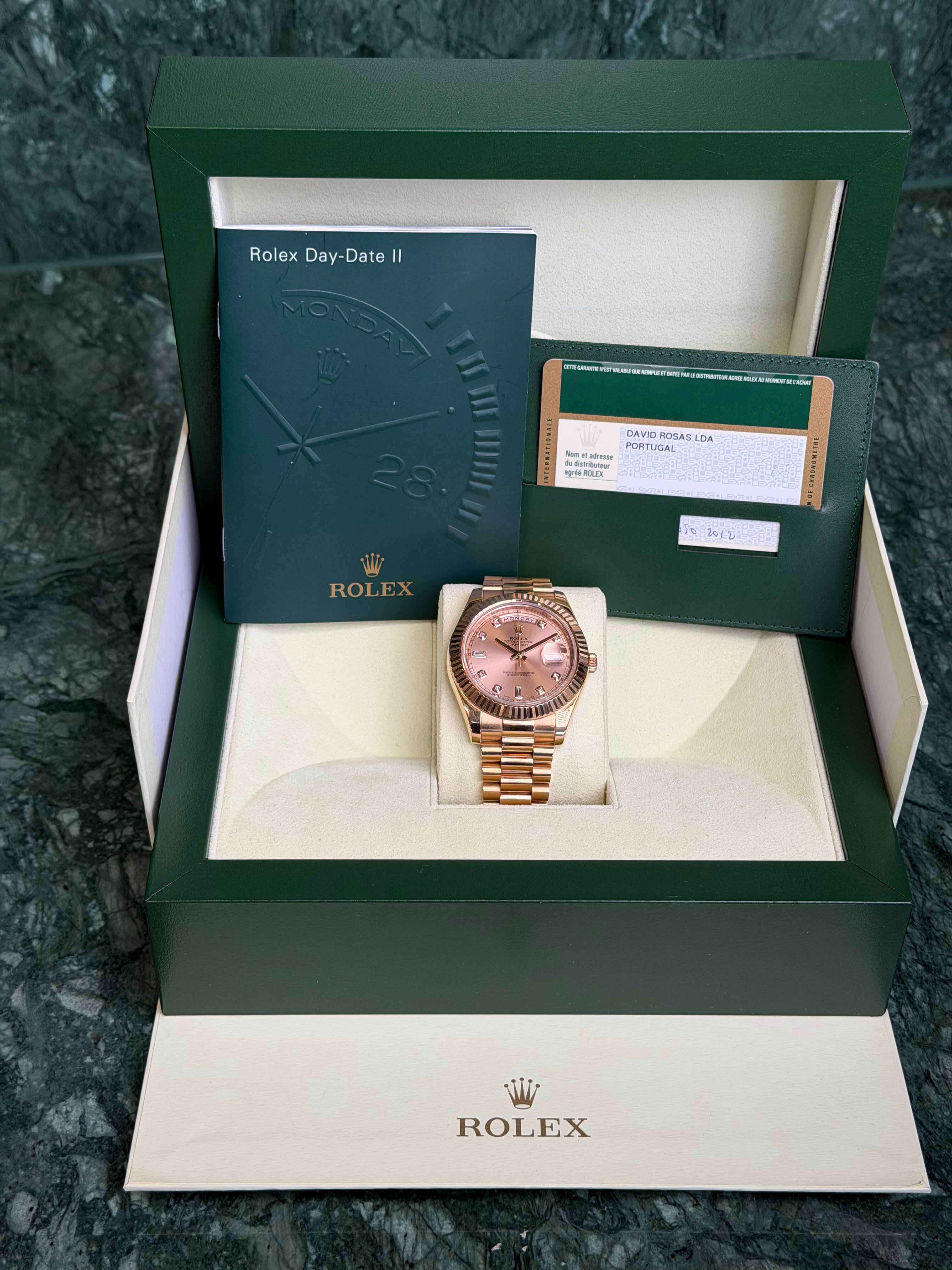 Watchrr - Authentic luxury watch