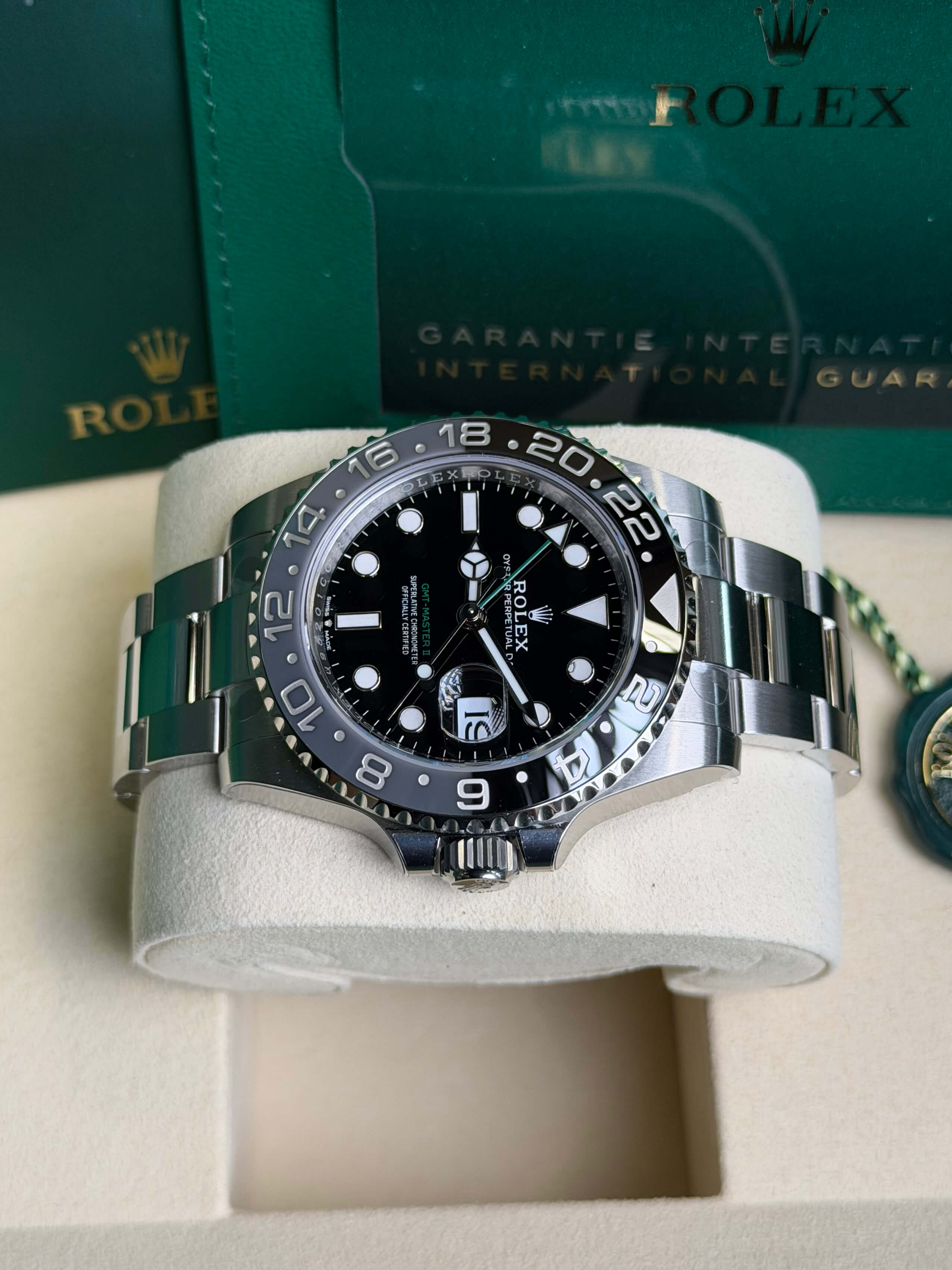 Watchrr - Authentic luxury watch