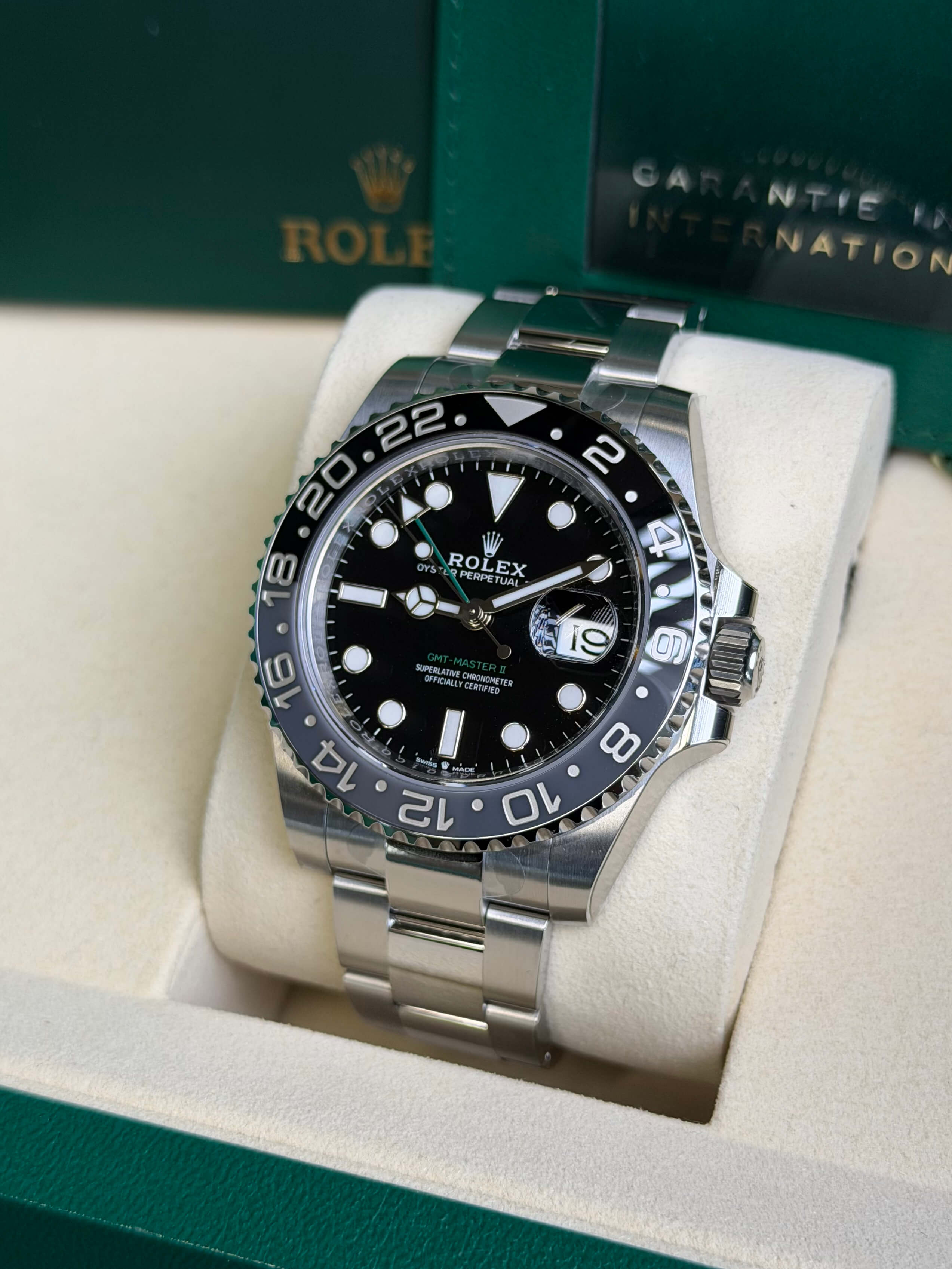 Watchrr - Authentic luxury watch