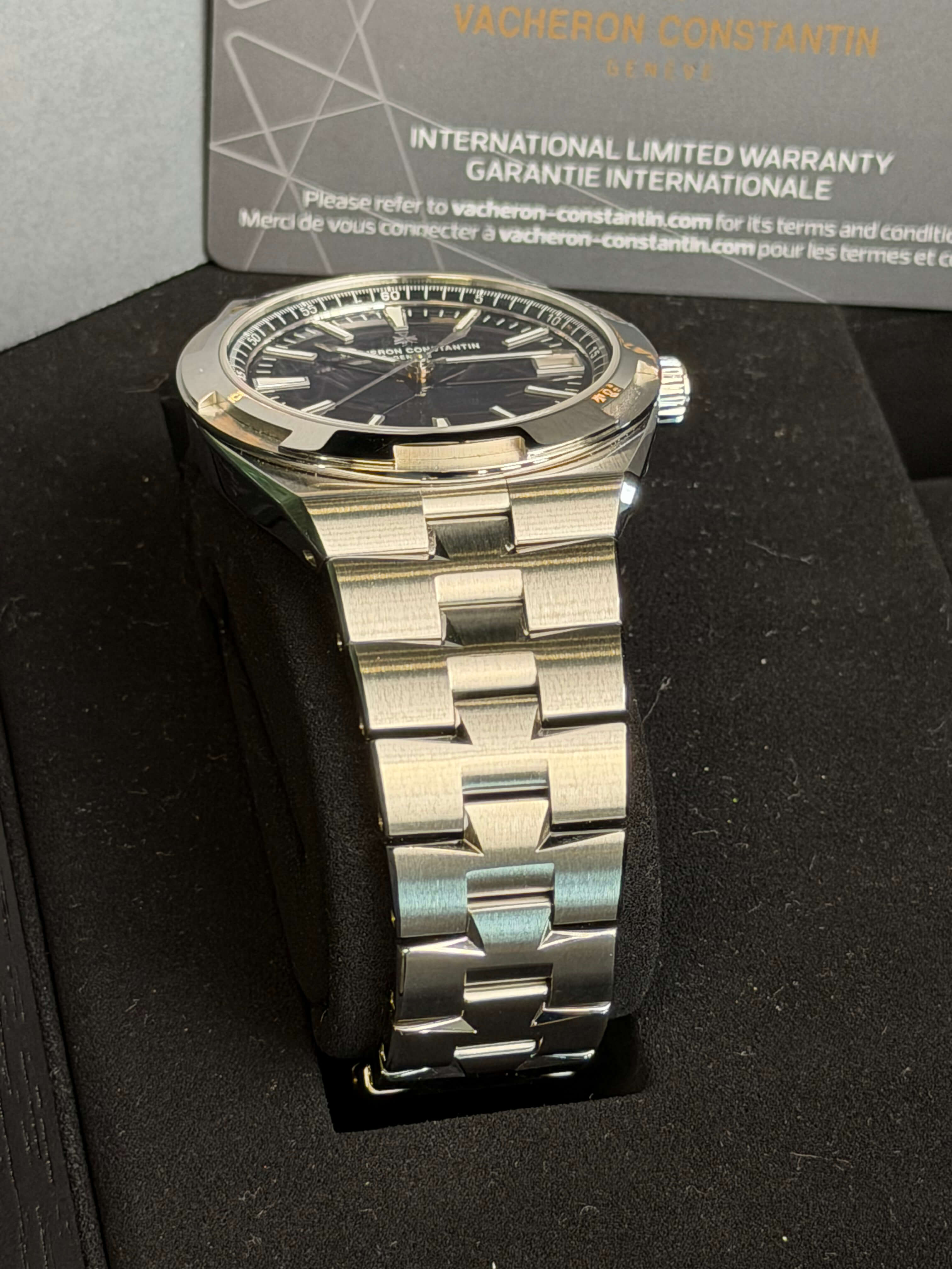 Watchrr - Authentic luxury watch