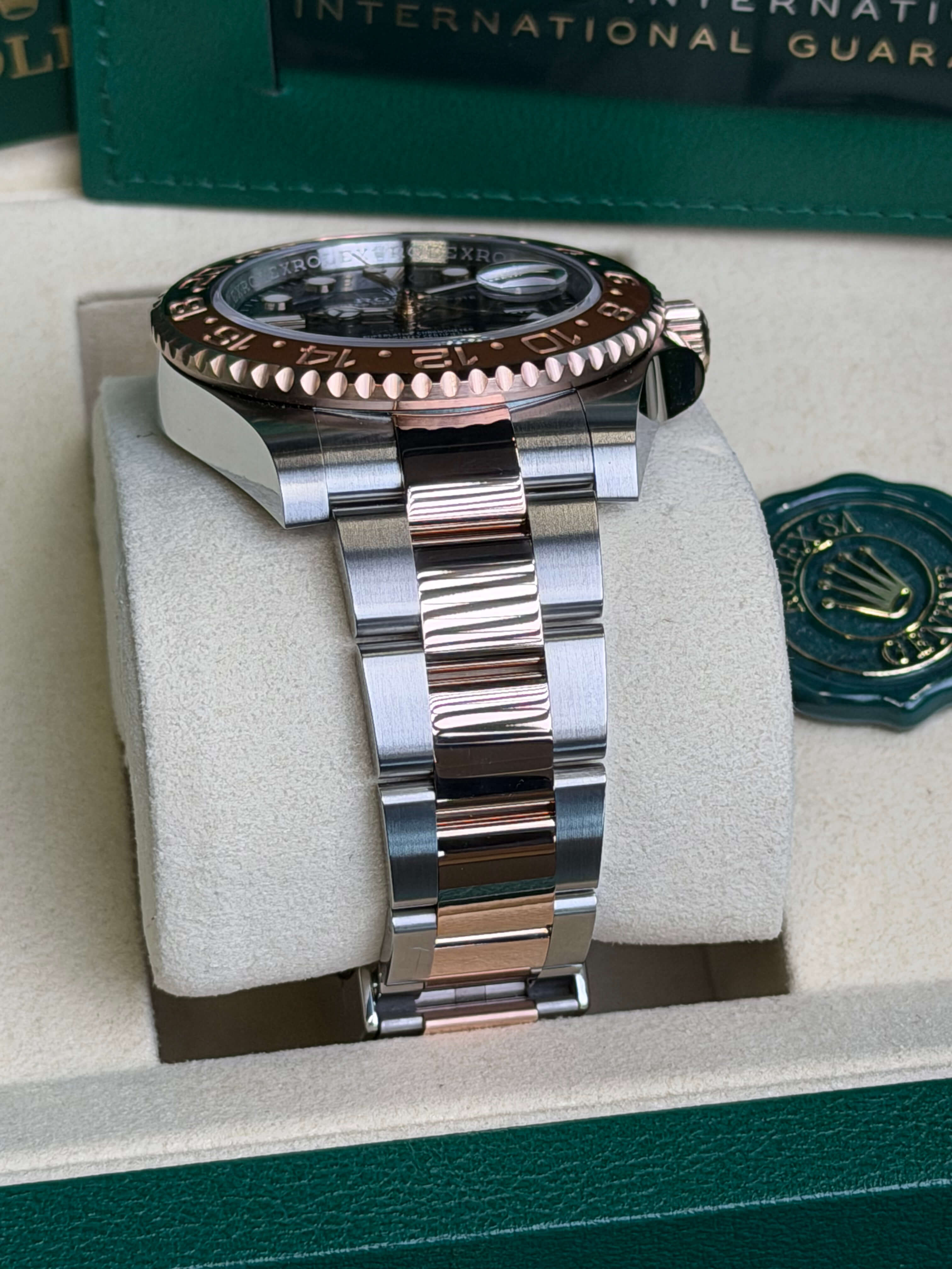 Watchrr - Authentic luxury watch