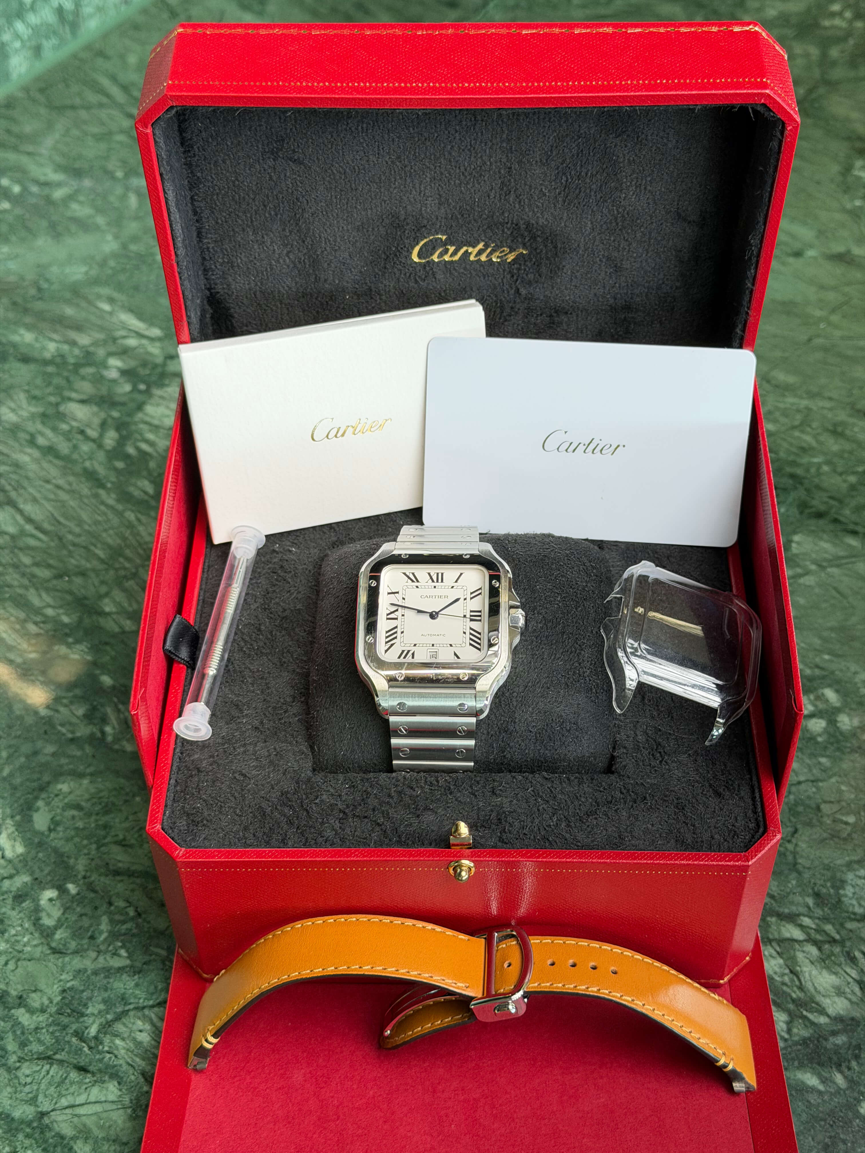Watchrr - Authentic luxury watch