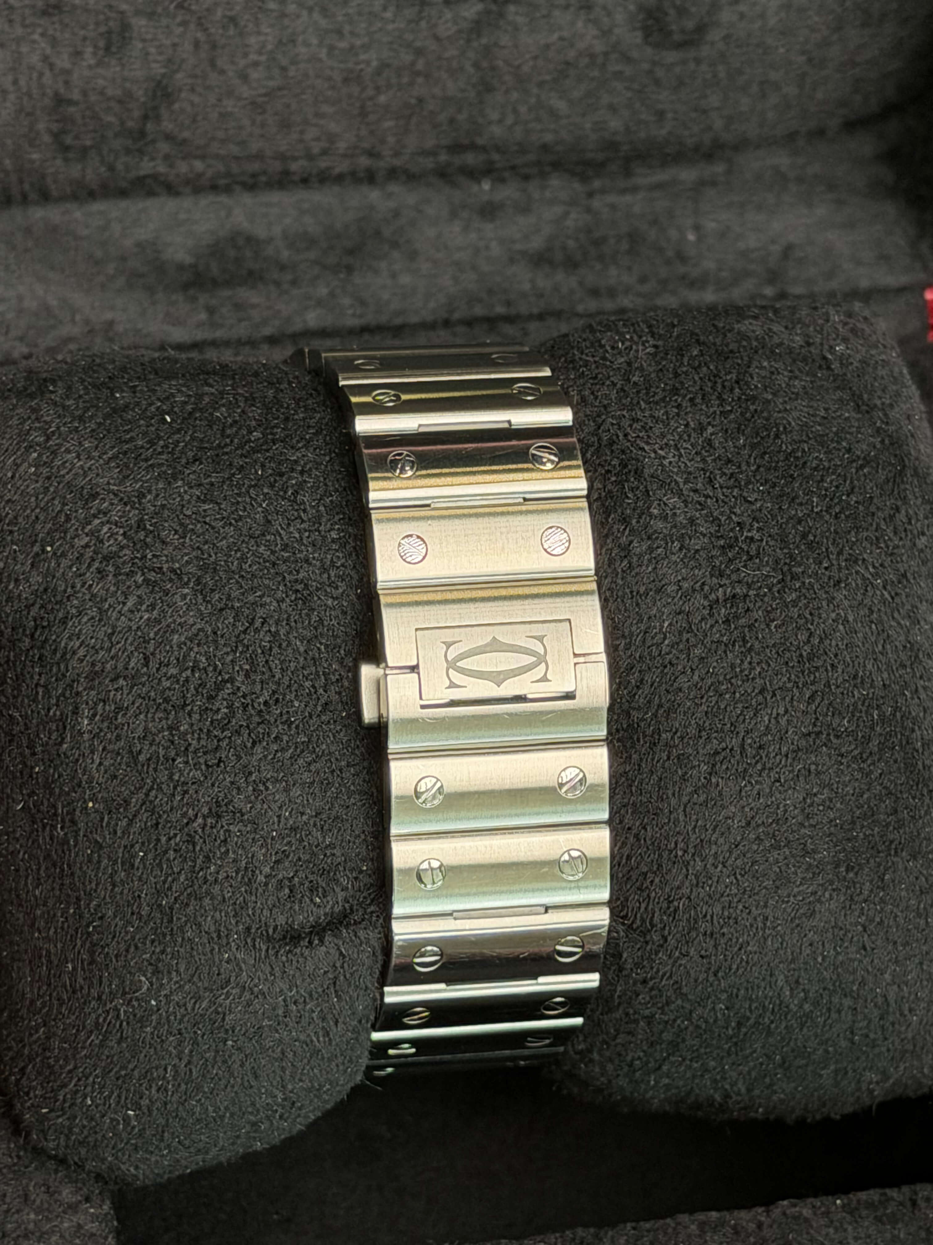 Watchrr - Authentic luxury watch