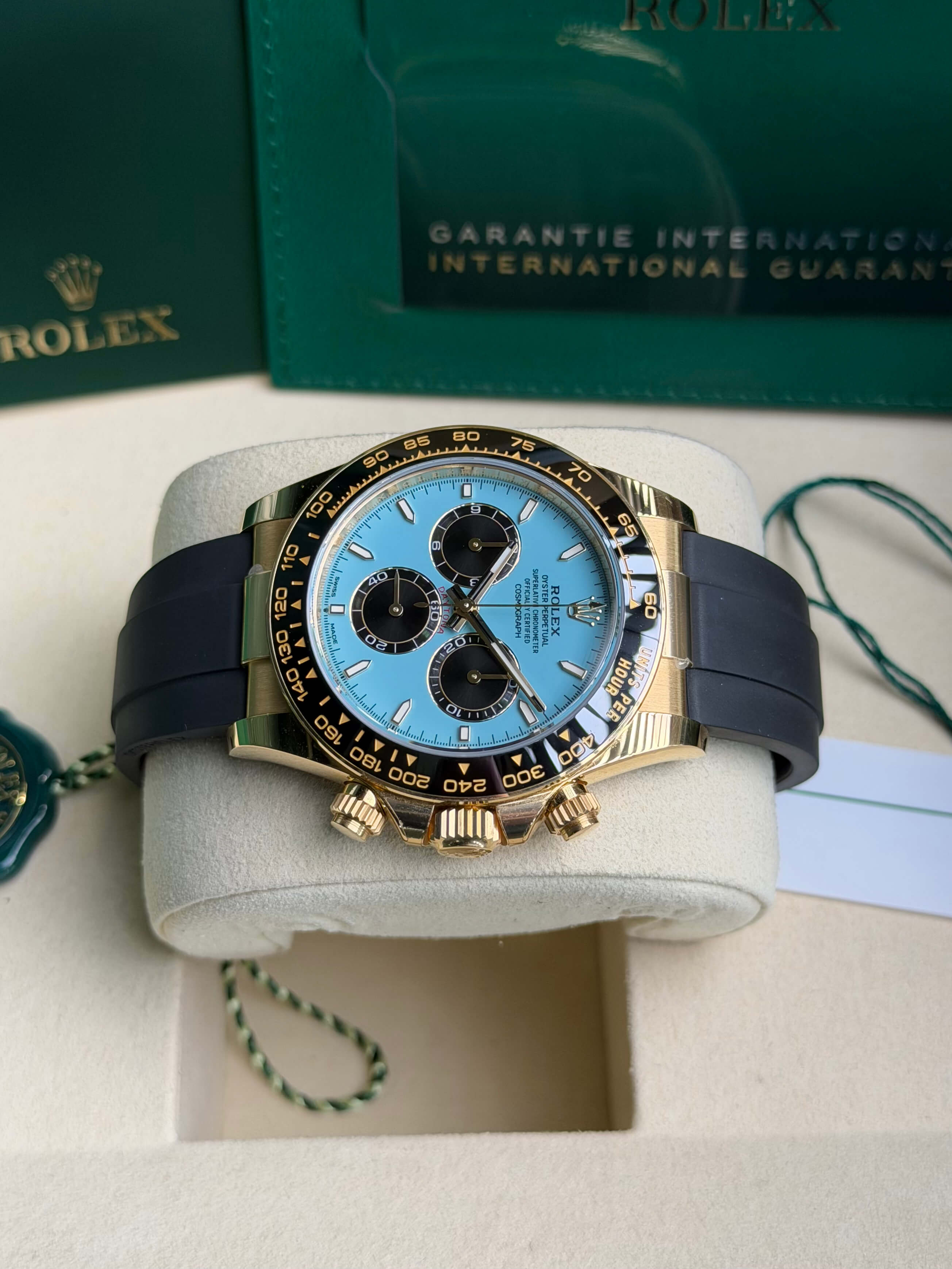 Watchrr - Authentic luxury watch