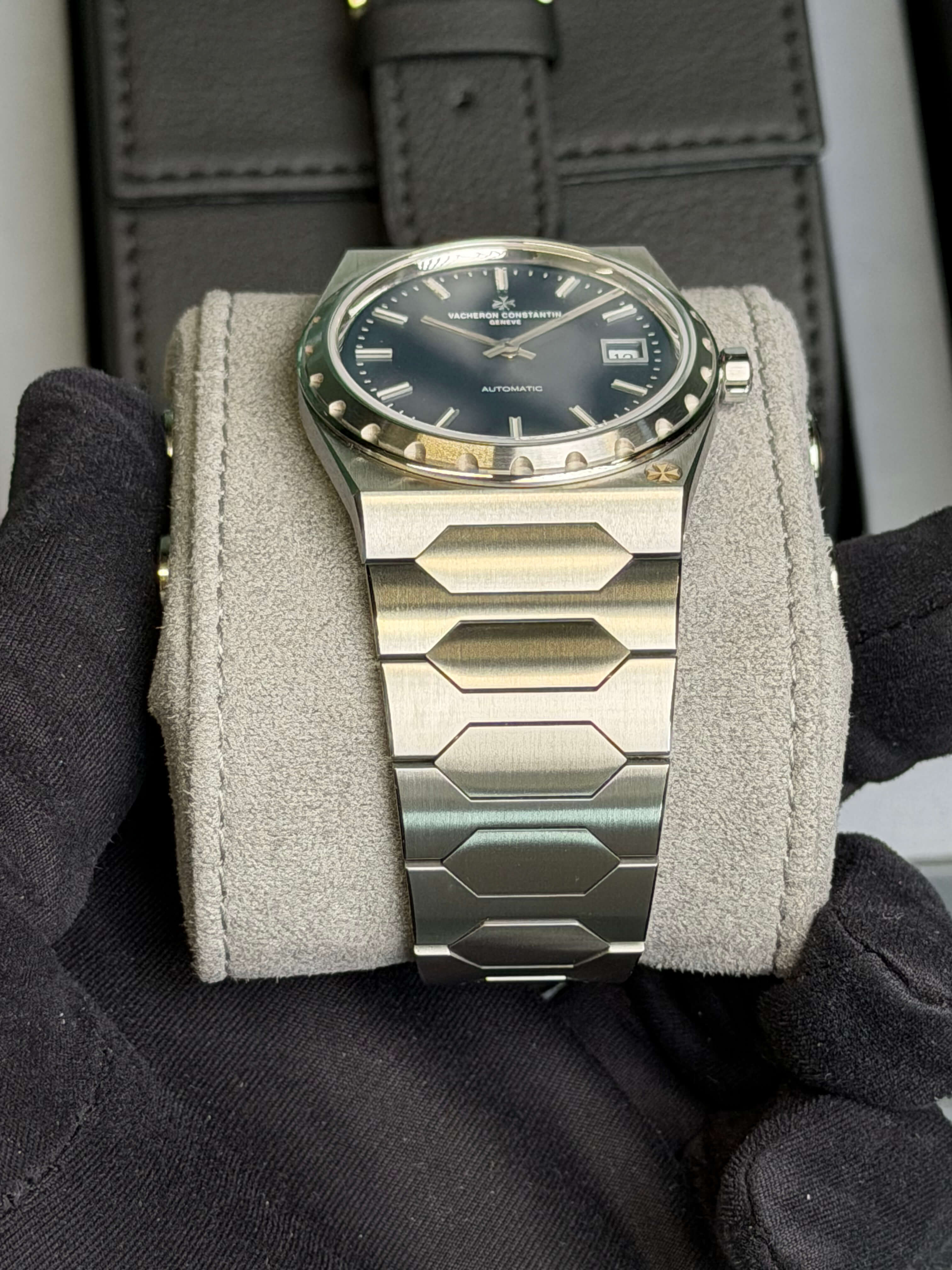 Watchrr - Authentic luxury watch