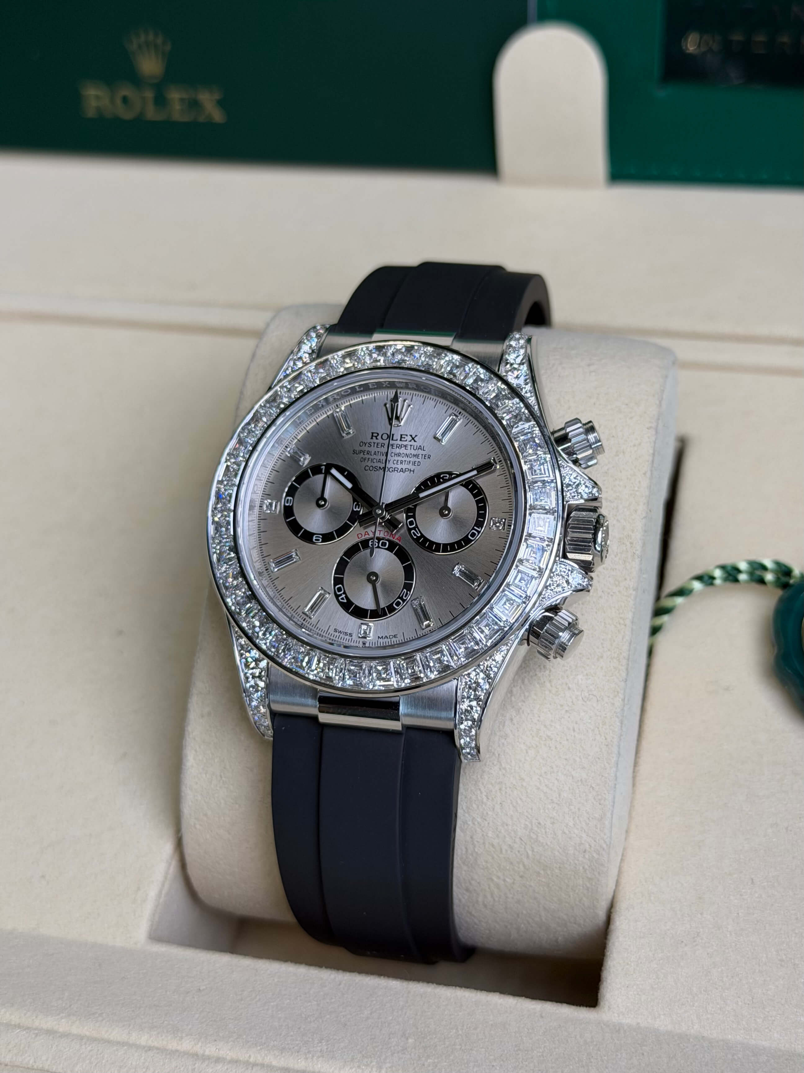 Watchrr - Authentic luxury watch