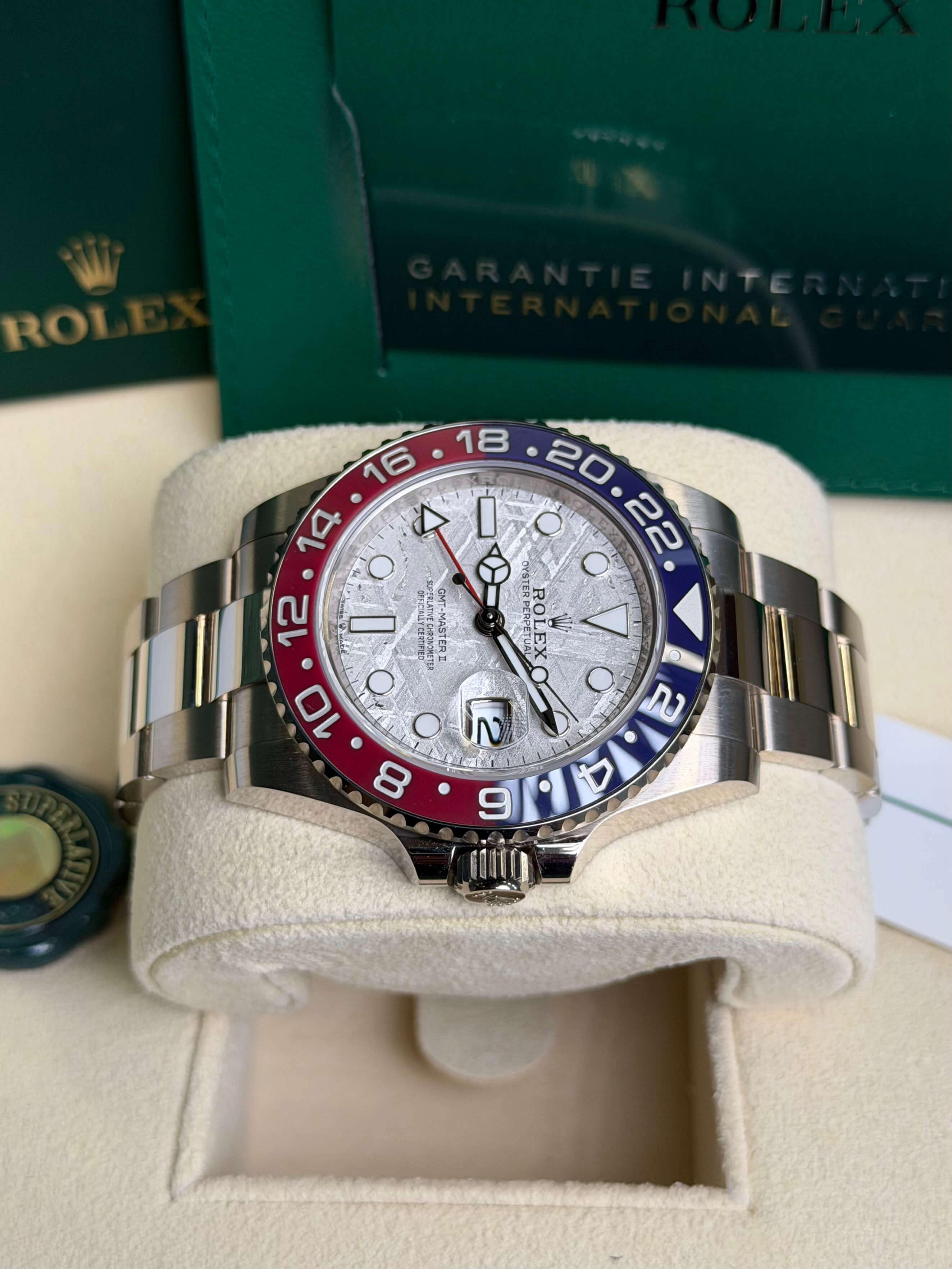 Watchrr - Authentic luxury watch