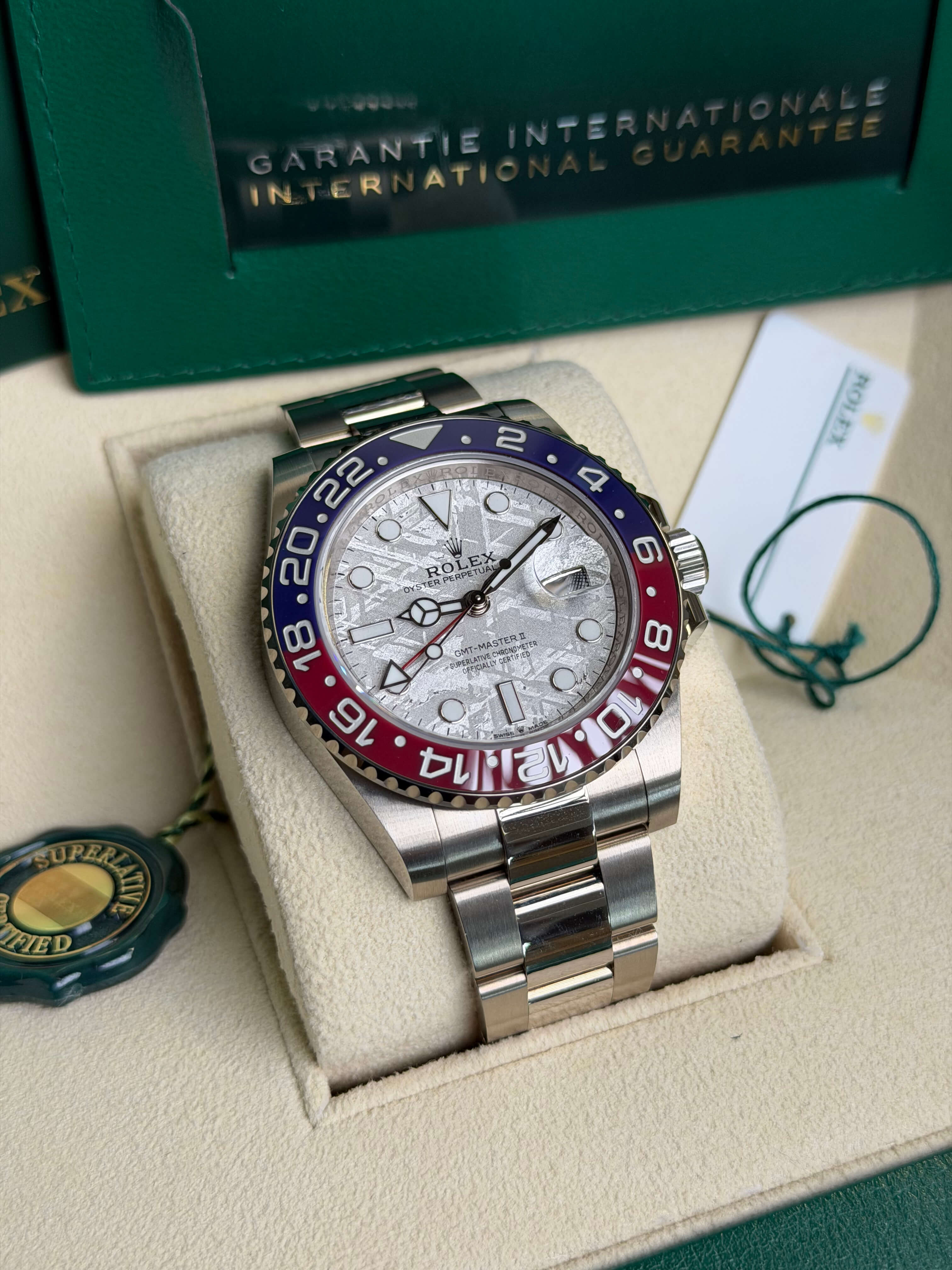 Watchrr - Authentic luxury watch