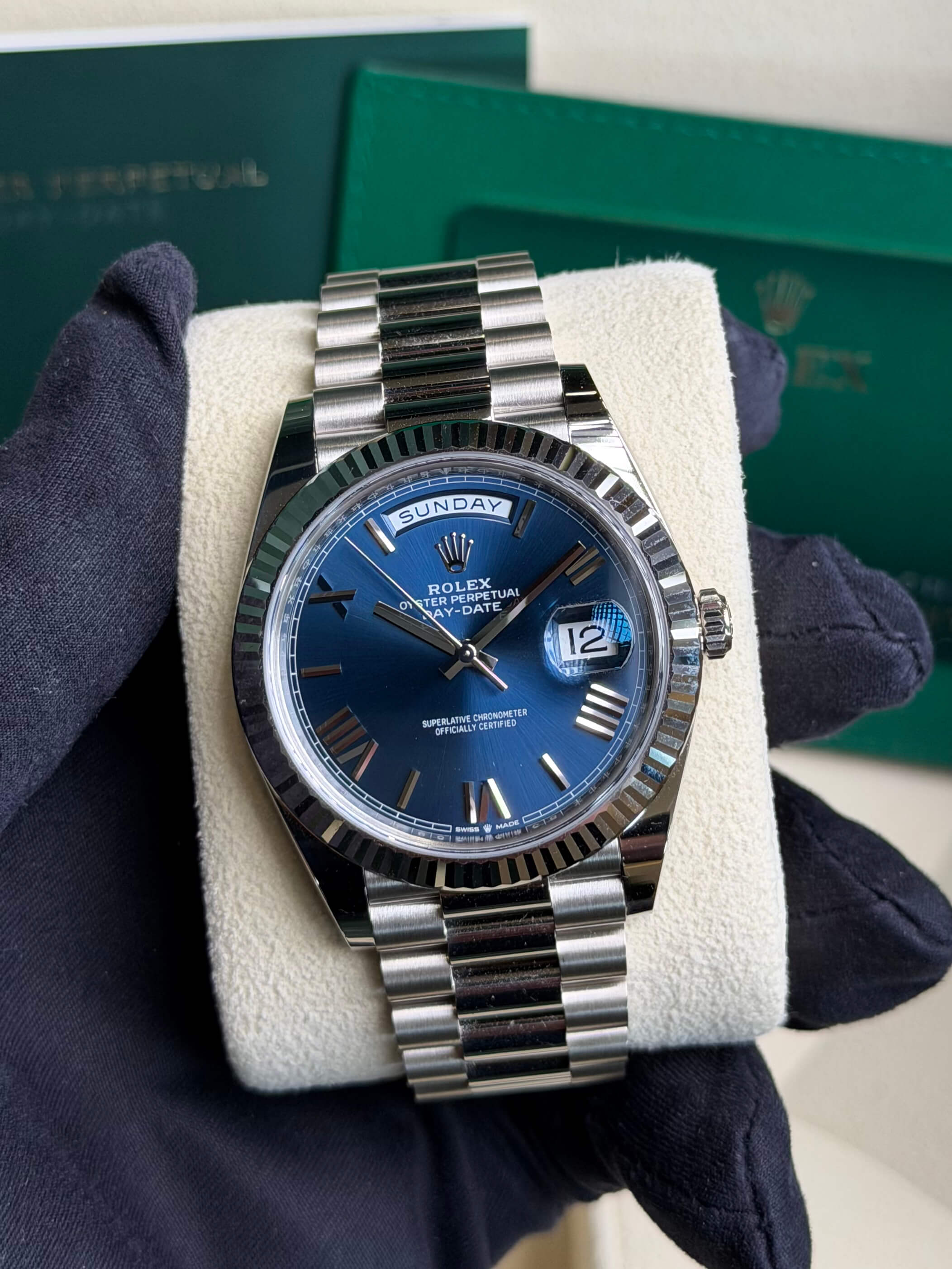 Rolex 228239-0007 Day-Date 40 White Gold / Blue - Roman 2024