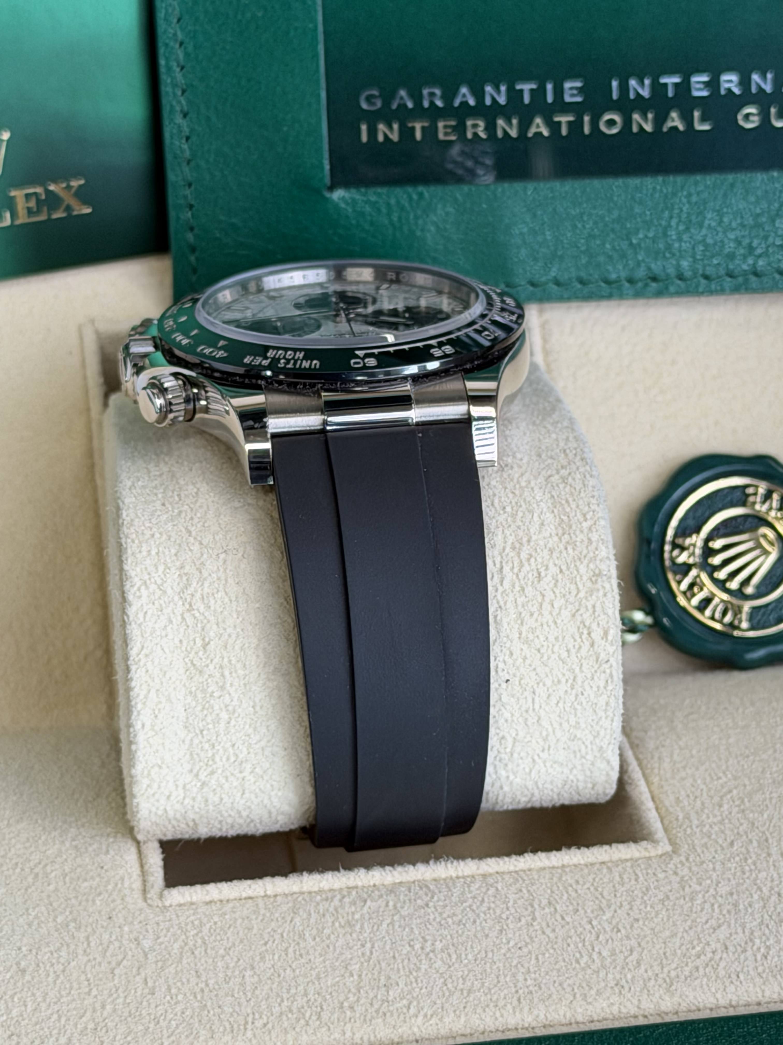 Watchrr - Authentic luxury watch
