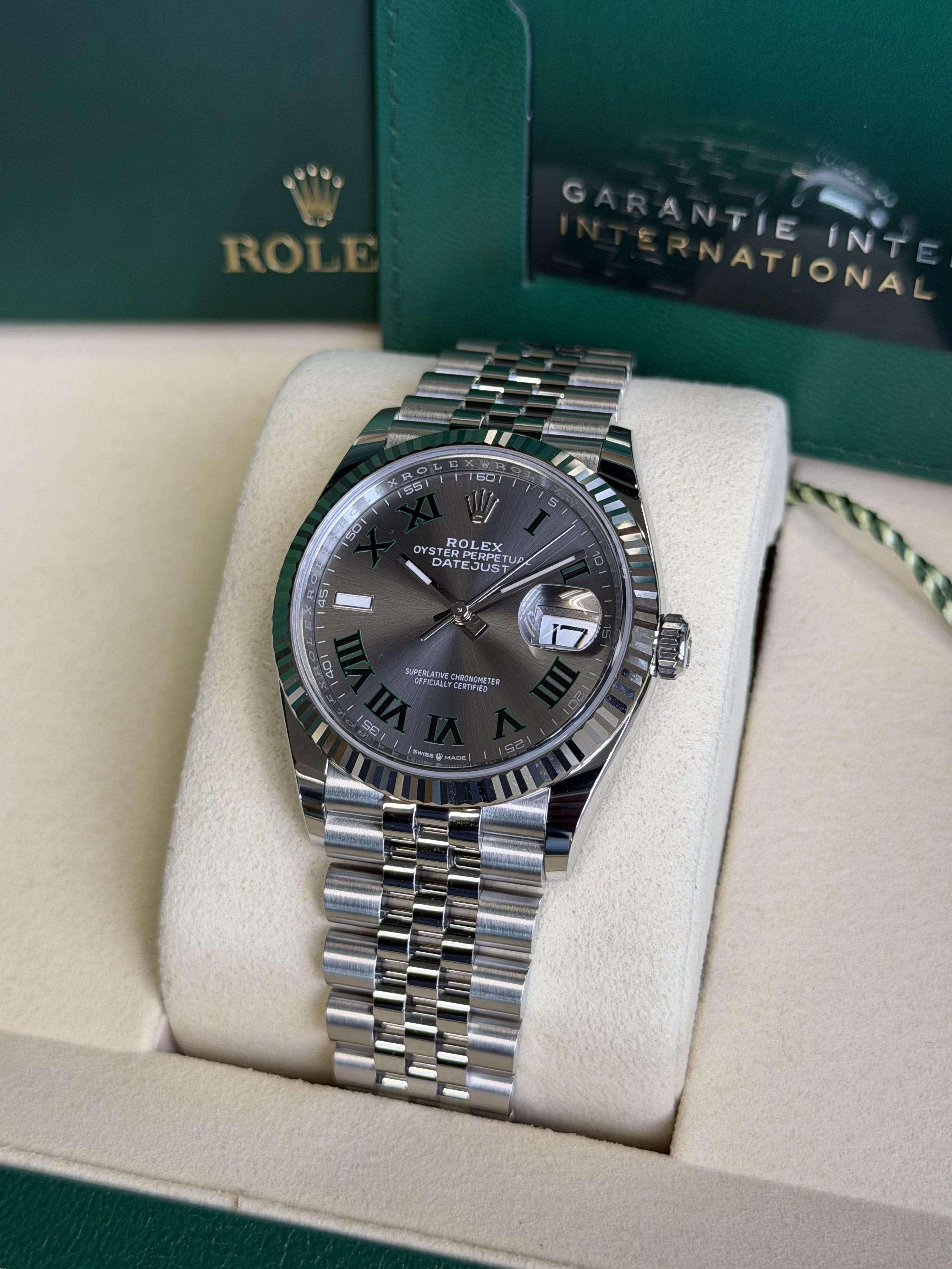 Watchrr - Authentic luxury watch