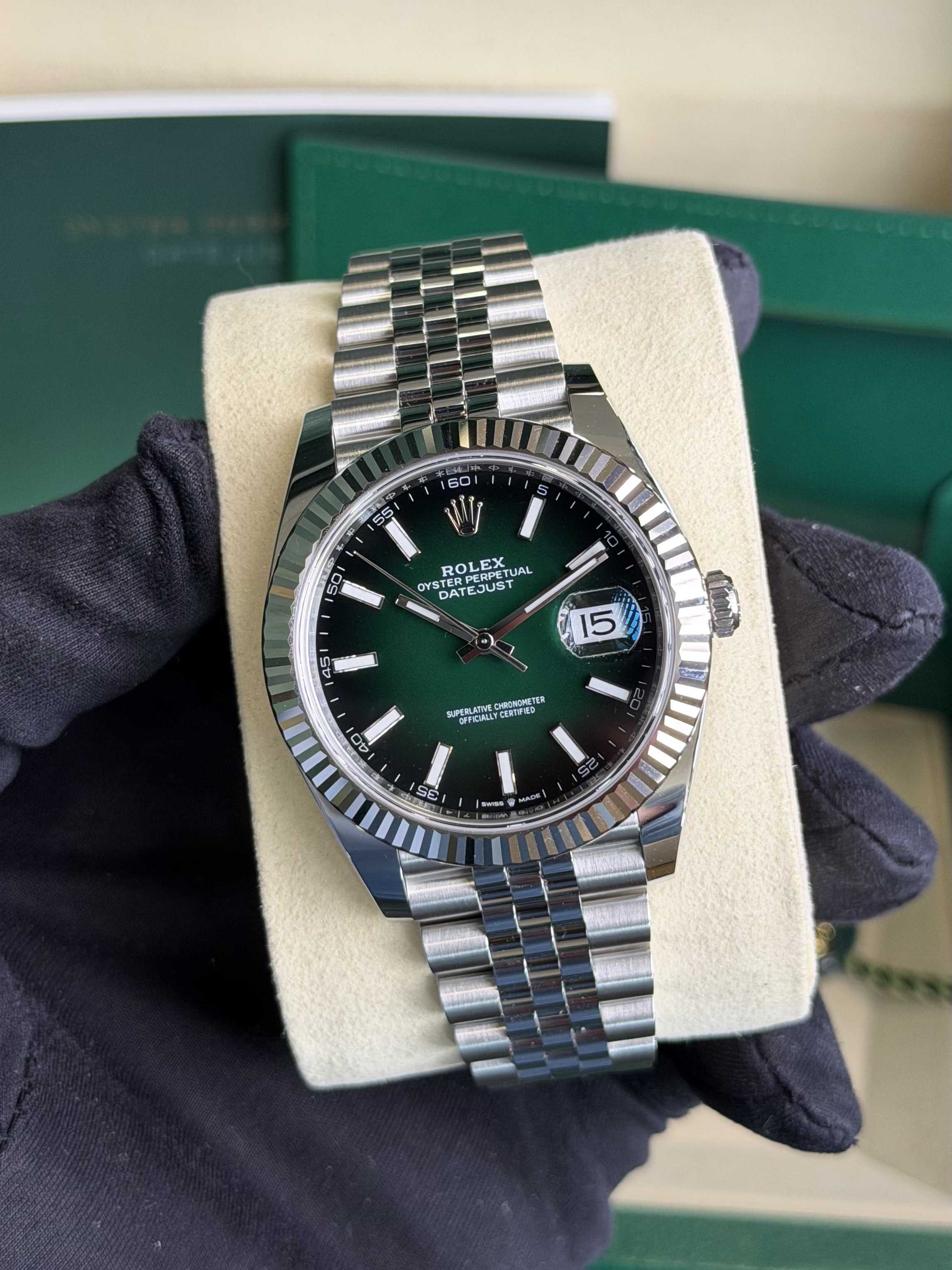 Rolex 126334 Datejust 41 Ombre Green Jubilee 2026