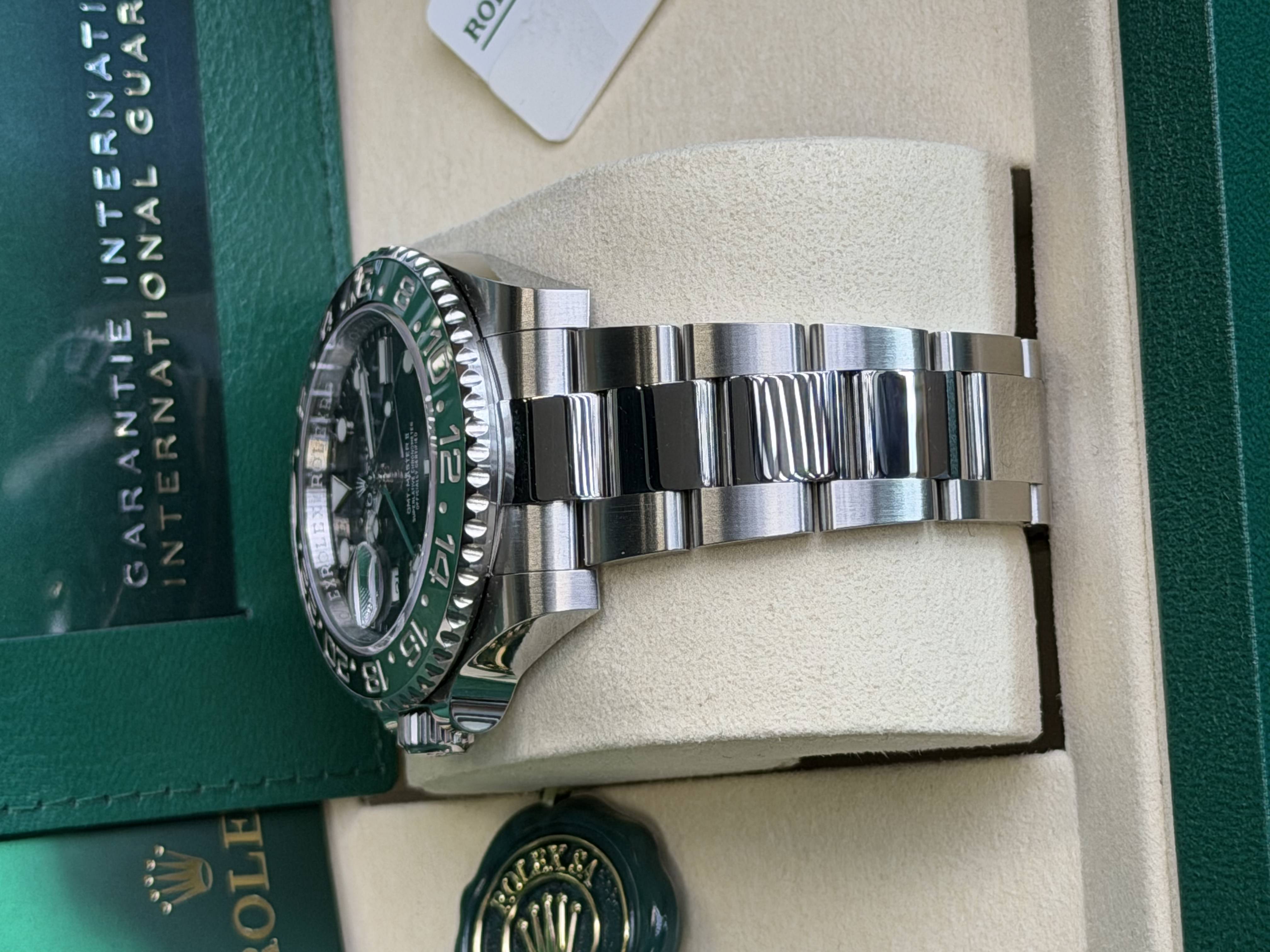Watchrr - Authentic luxury watch