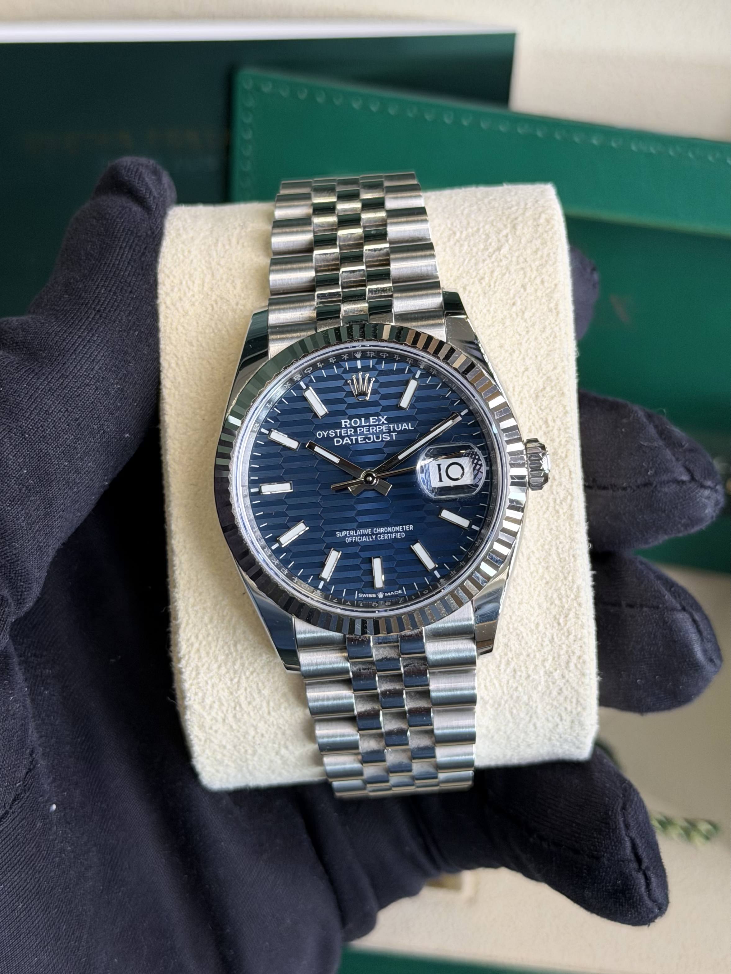 Rolex 126234-0038 Datejust 36 roestvrij staal/gegroefd/blauwe diamant/oester