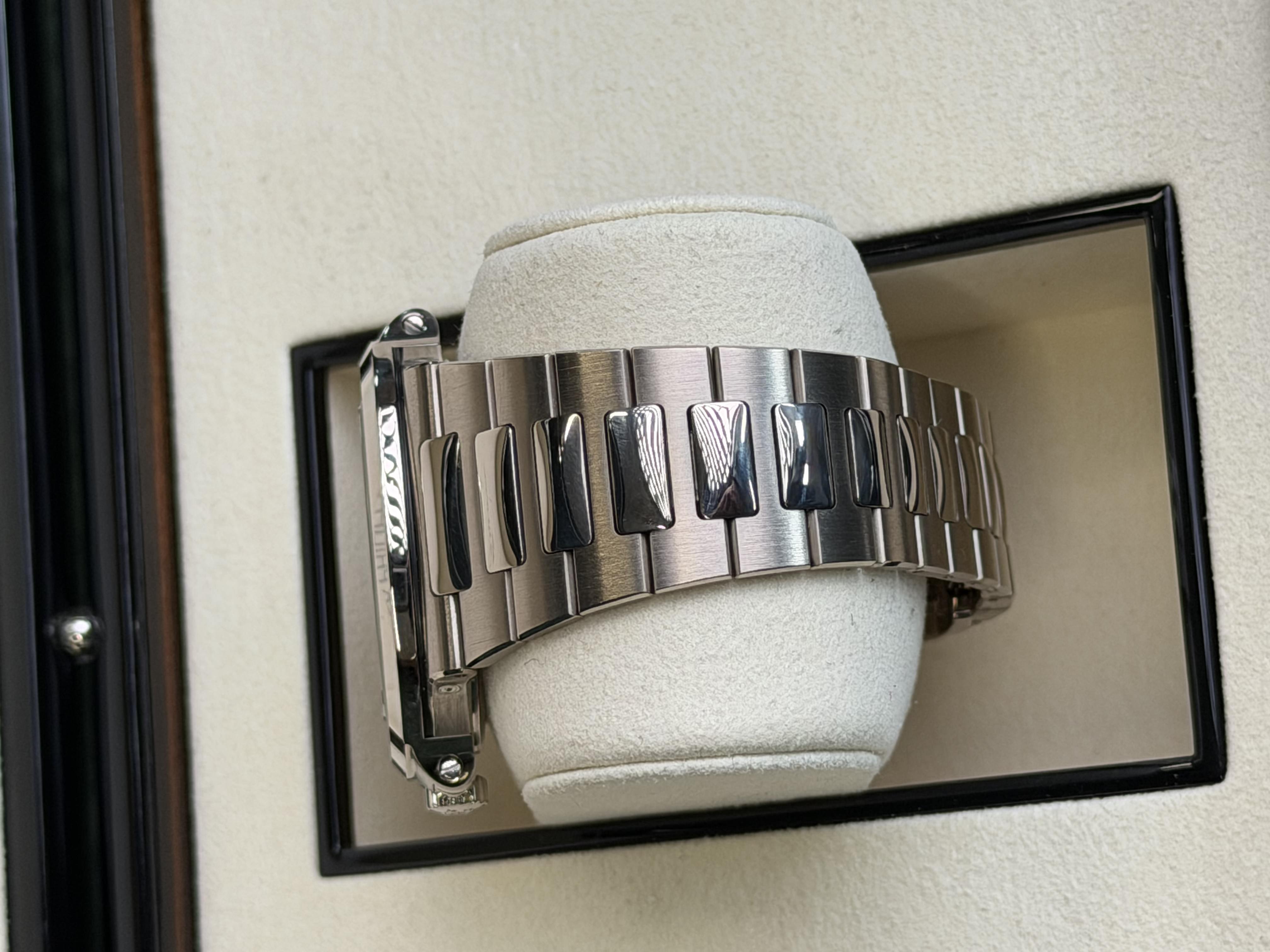 Watchrr - Authentic luxury watch