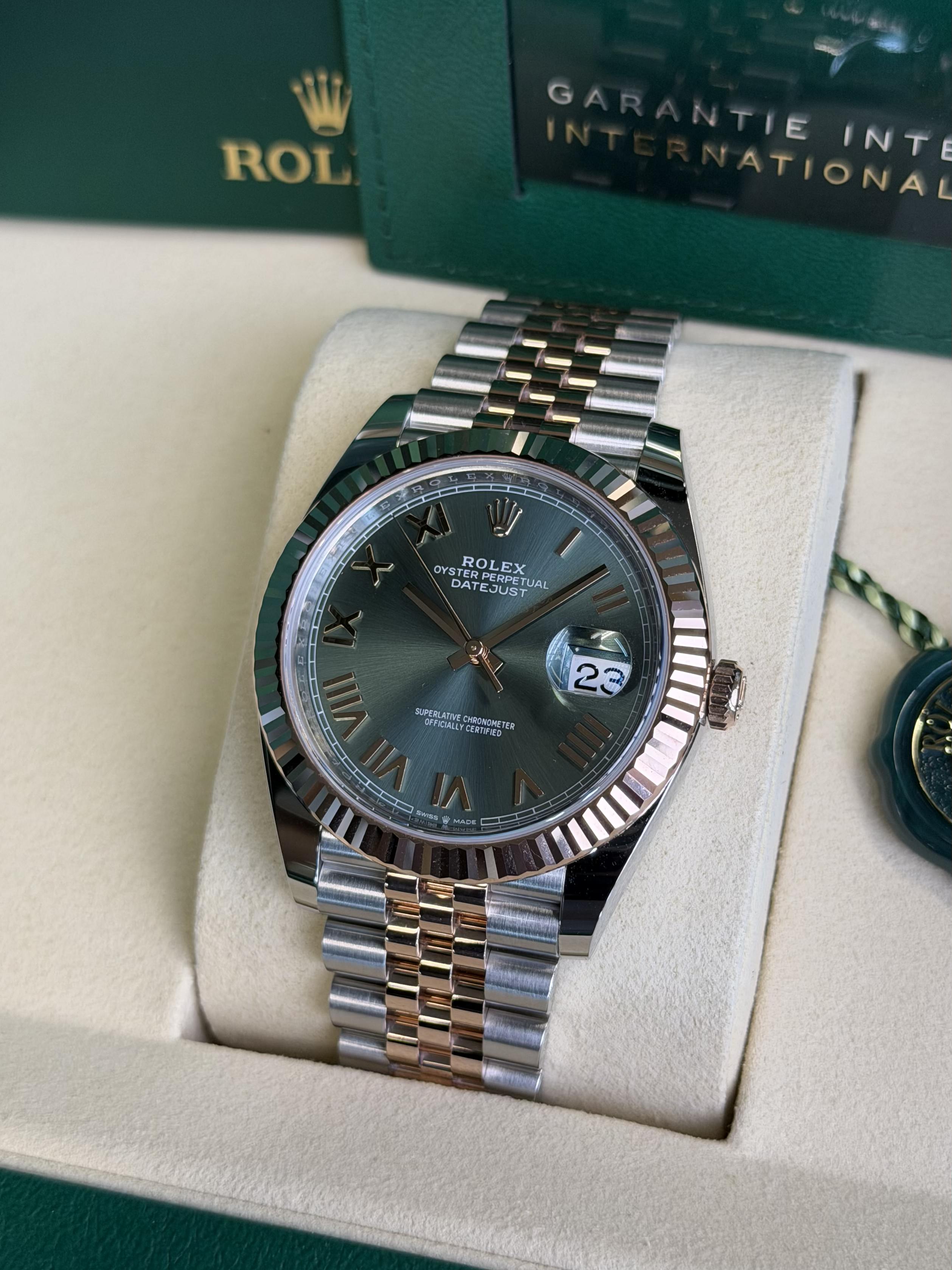 Watchrr - Authentic luxury watch