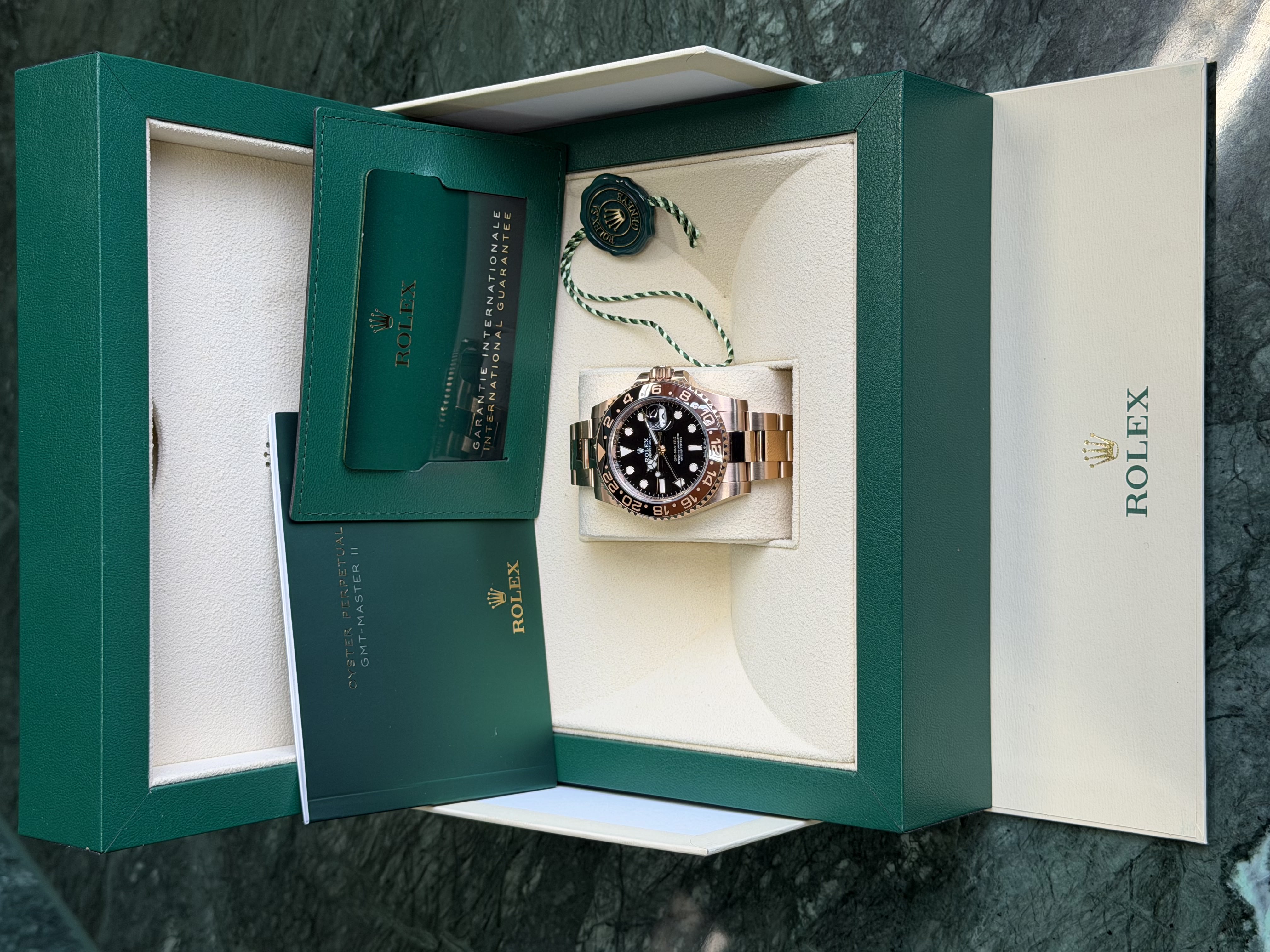 Watchrr - Authentic luxury watch