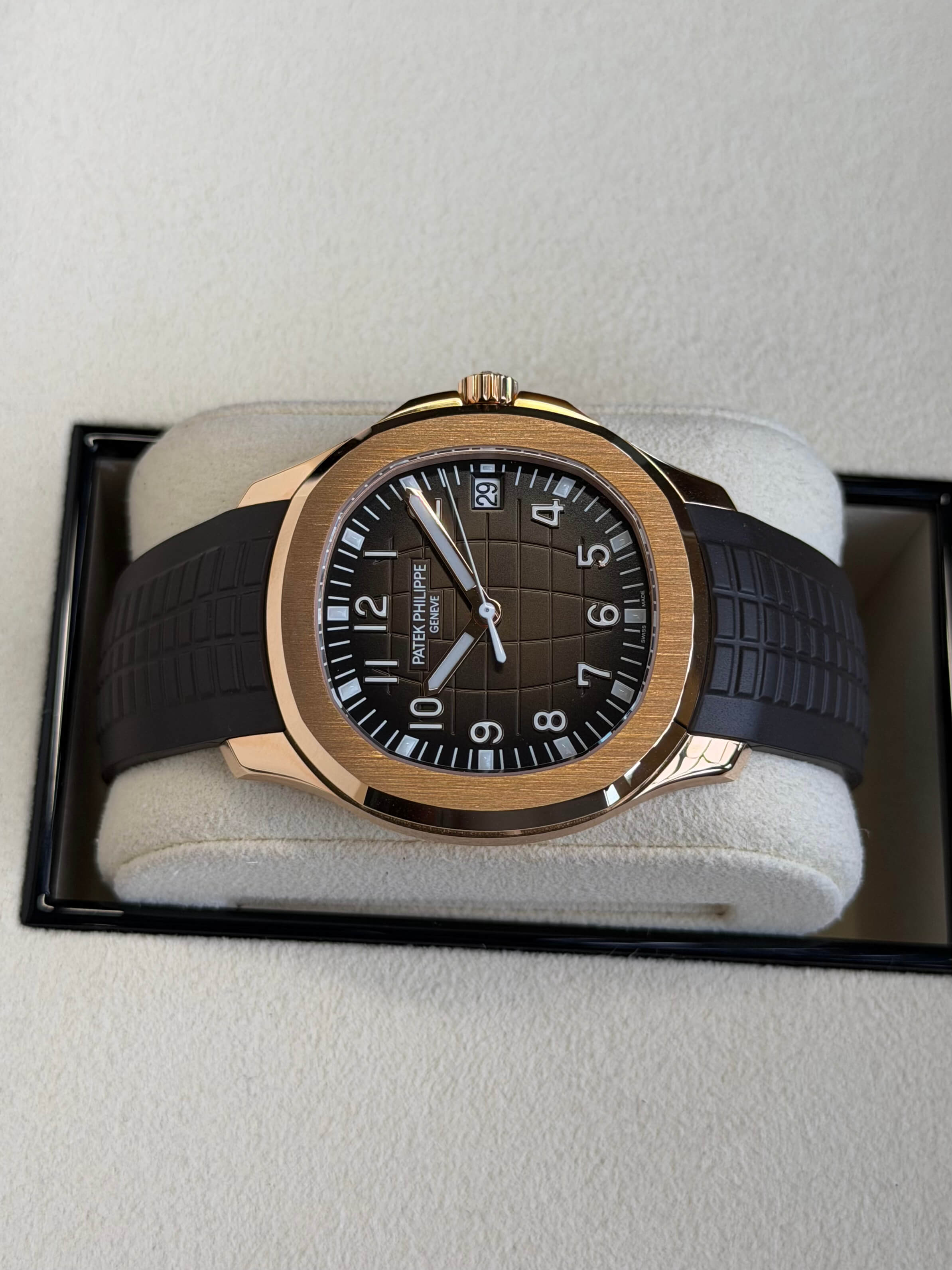 Watchrr - Authentic luxury watch