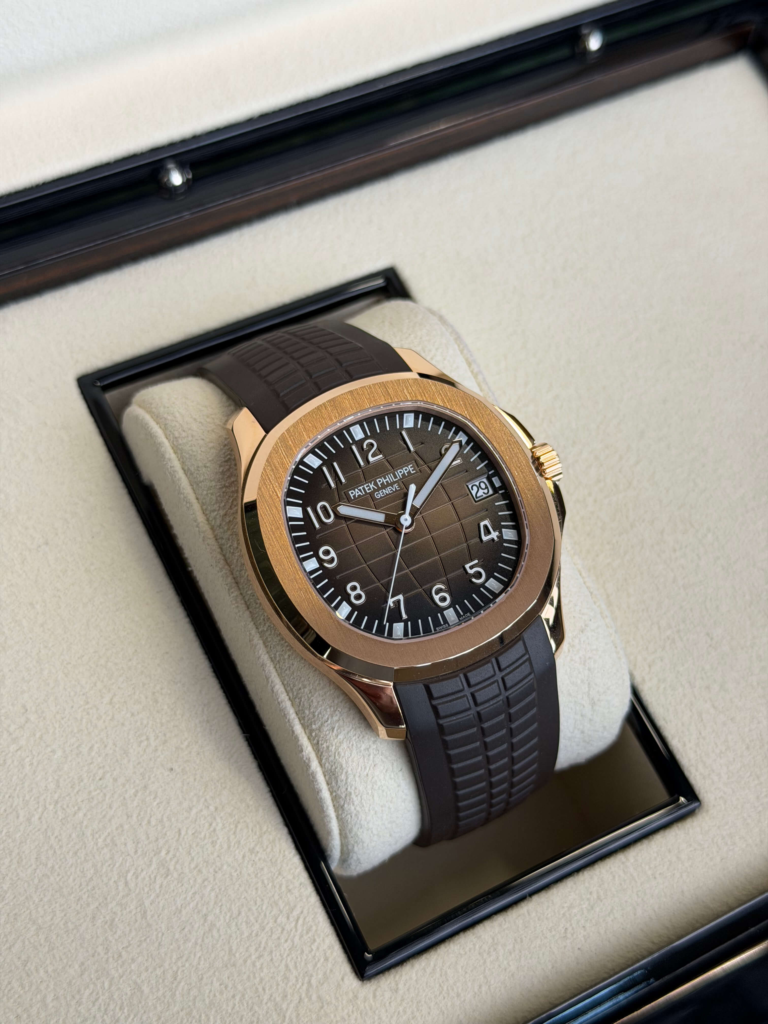 Watchrr - Authentic luxury watch