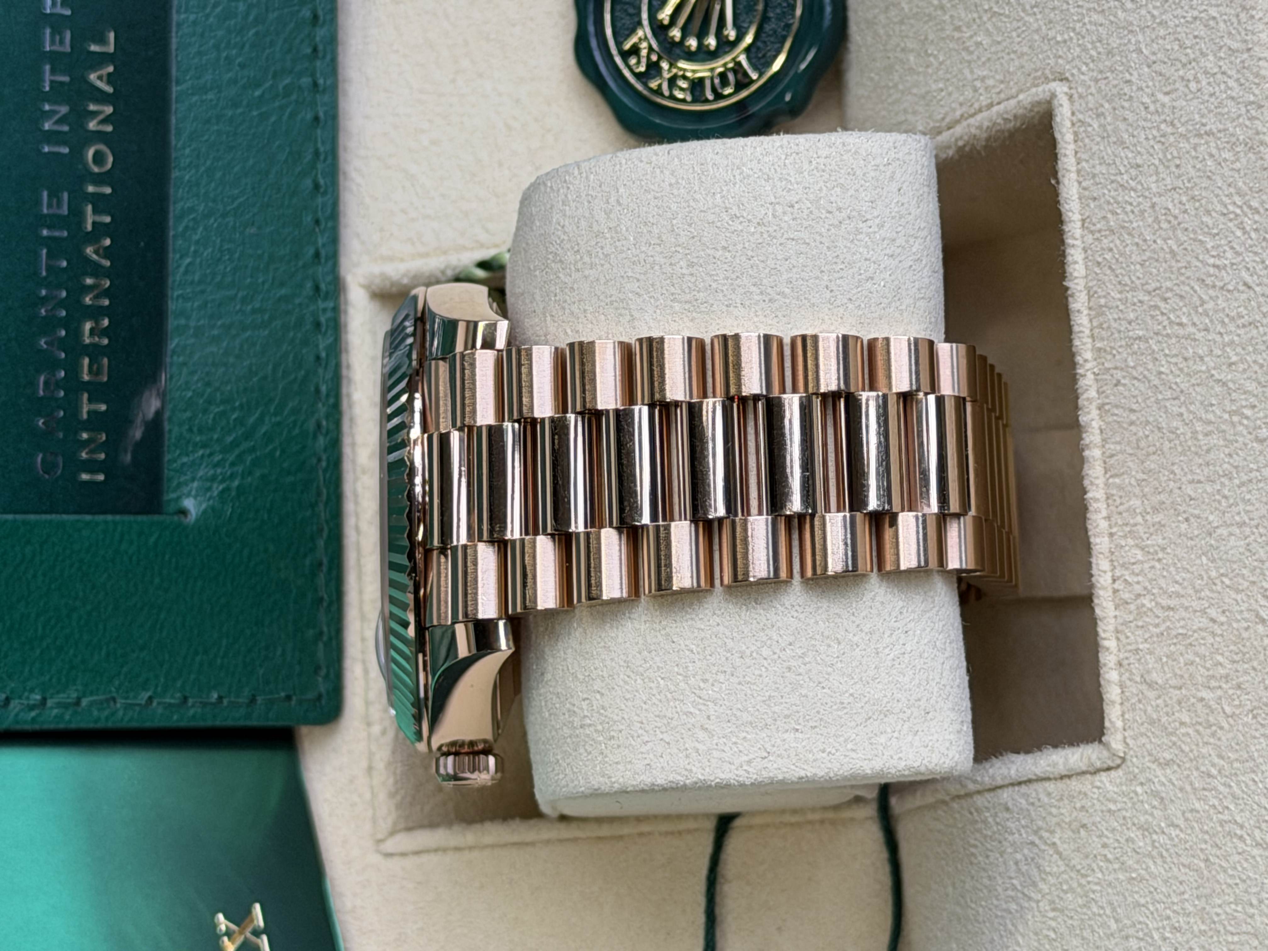 Watchrr - Authentic luxury watch