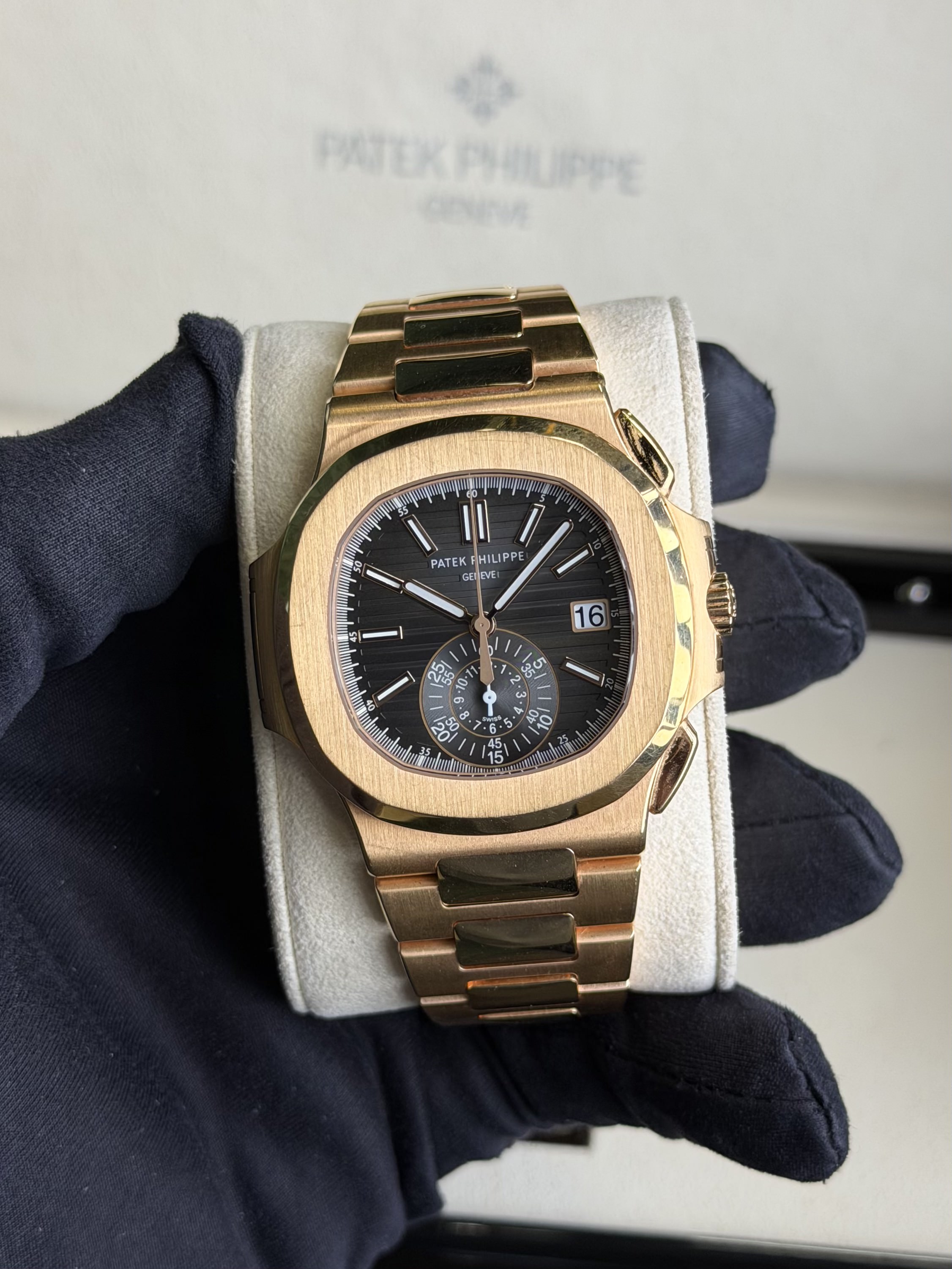 Patek Philippe Nautilus 5980/1R-001 Chronograph 2018 Full set