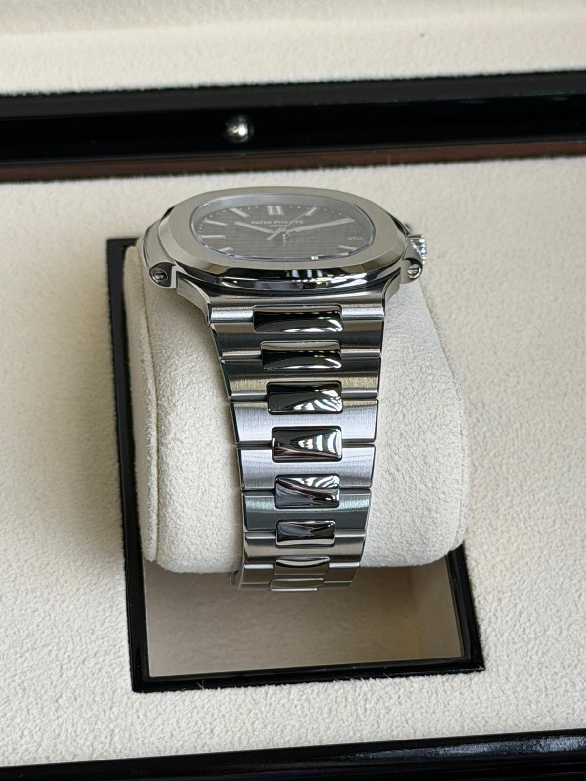 Watchrr - Authentic luxury watch
