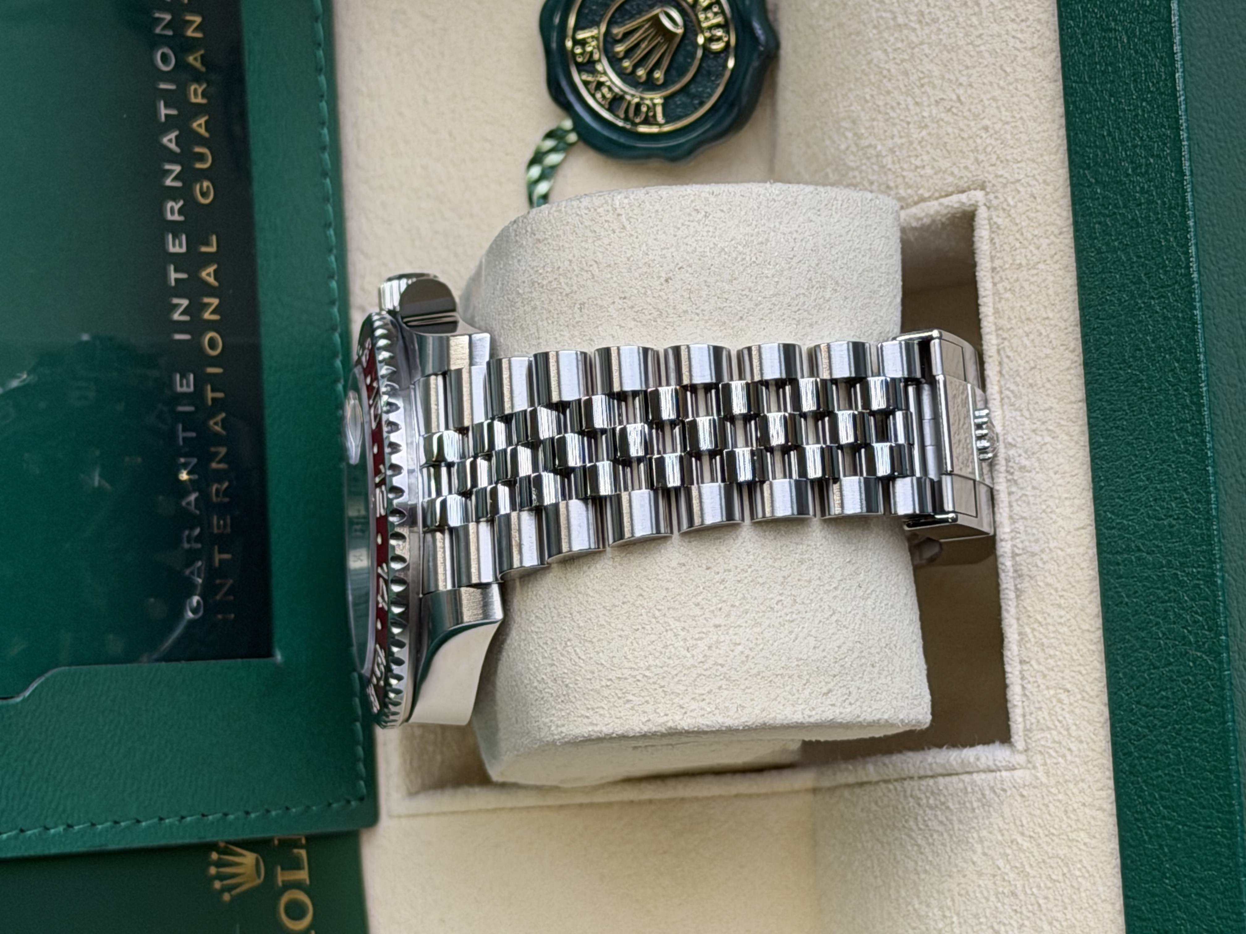 Watchrr - Authentic luxury watch