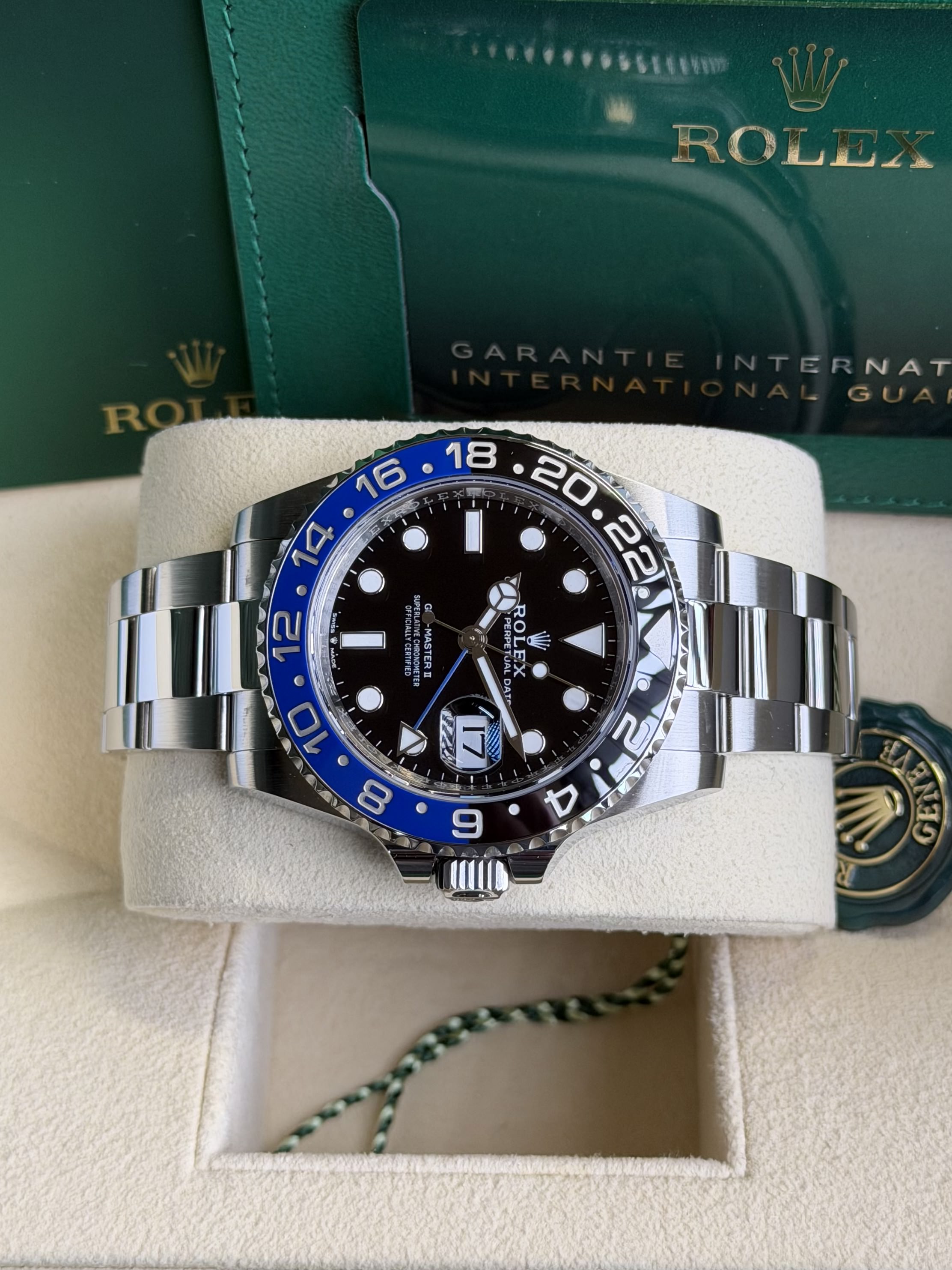 Watchrr - Authentic luxury watch