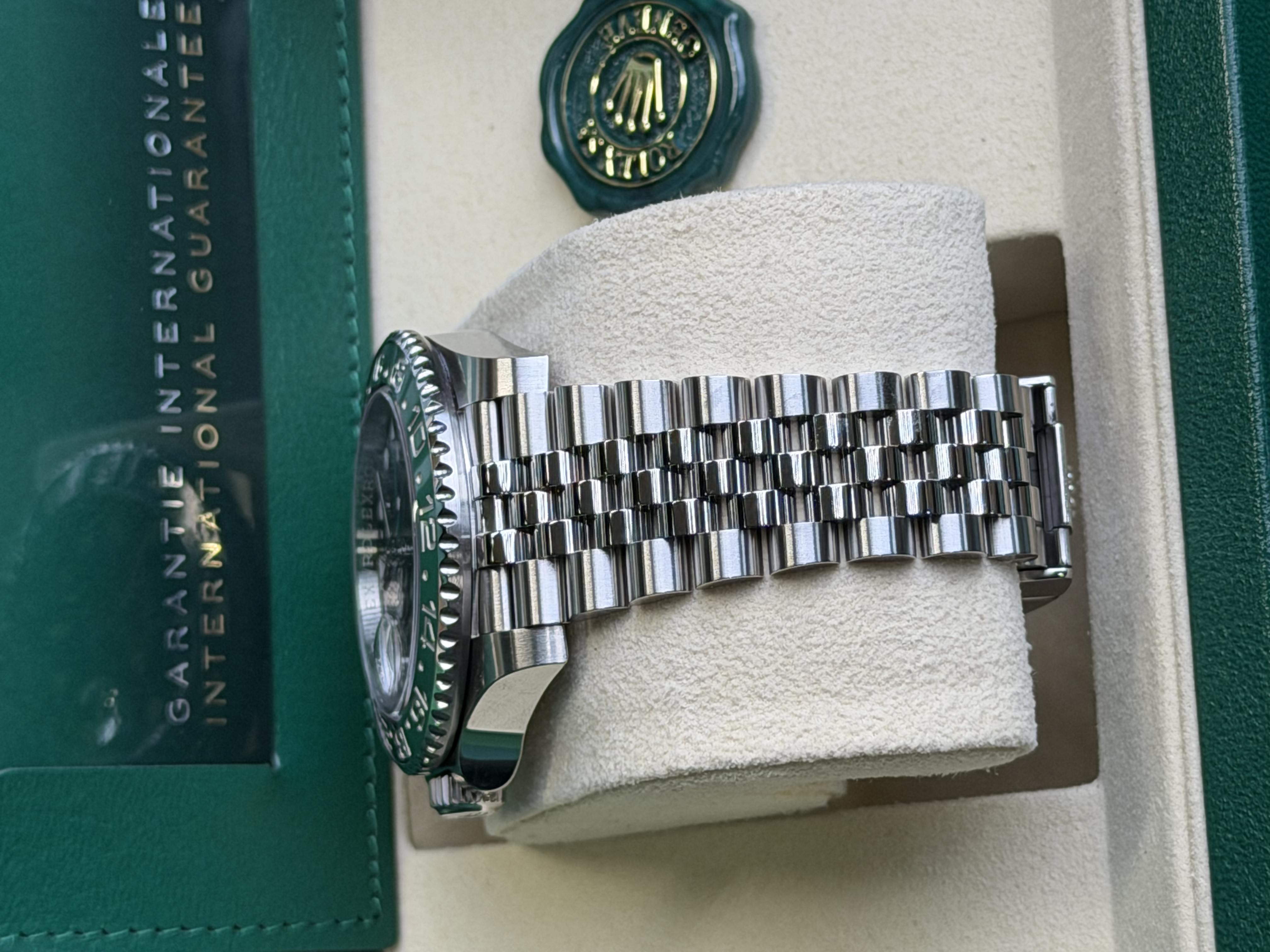 Watchrr - Authentic luxury watch