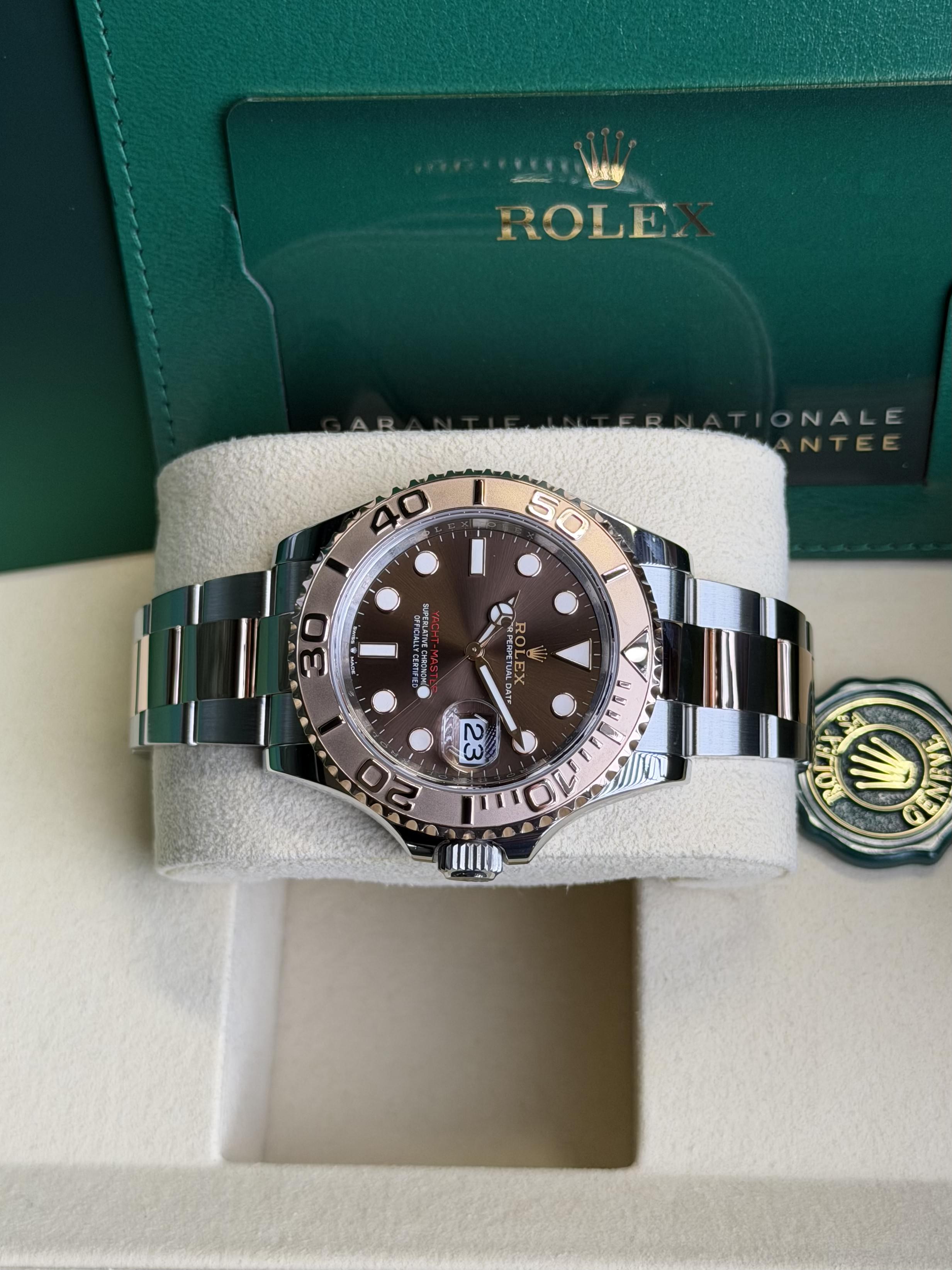 Watchrr - Authentic luxury watch