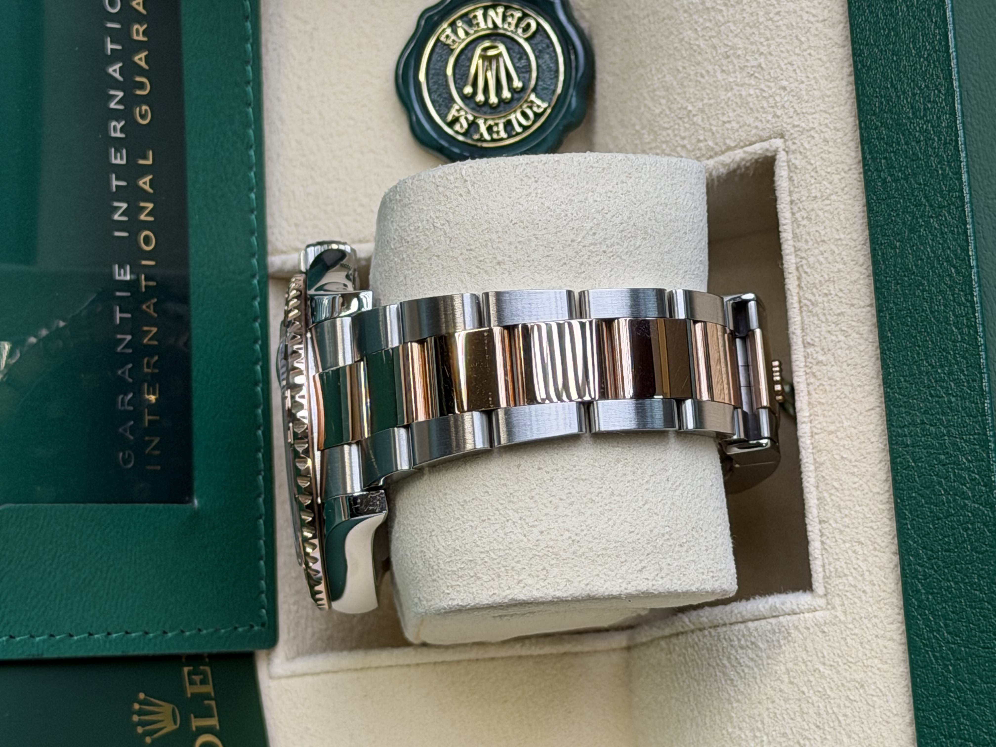 Watchrr - Authentic luxury watch