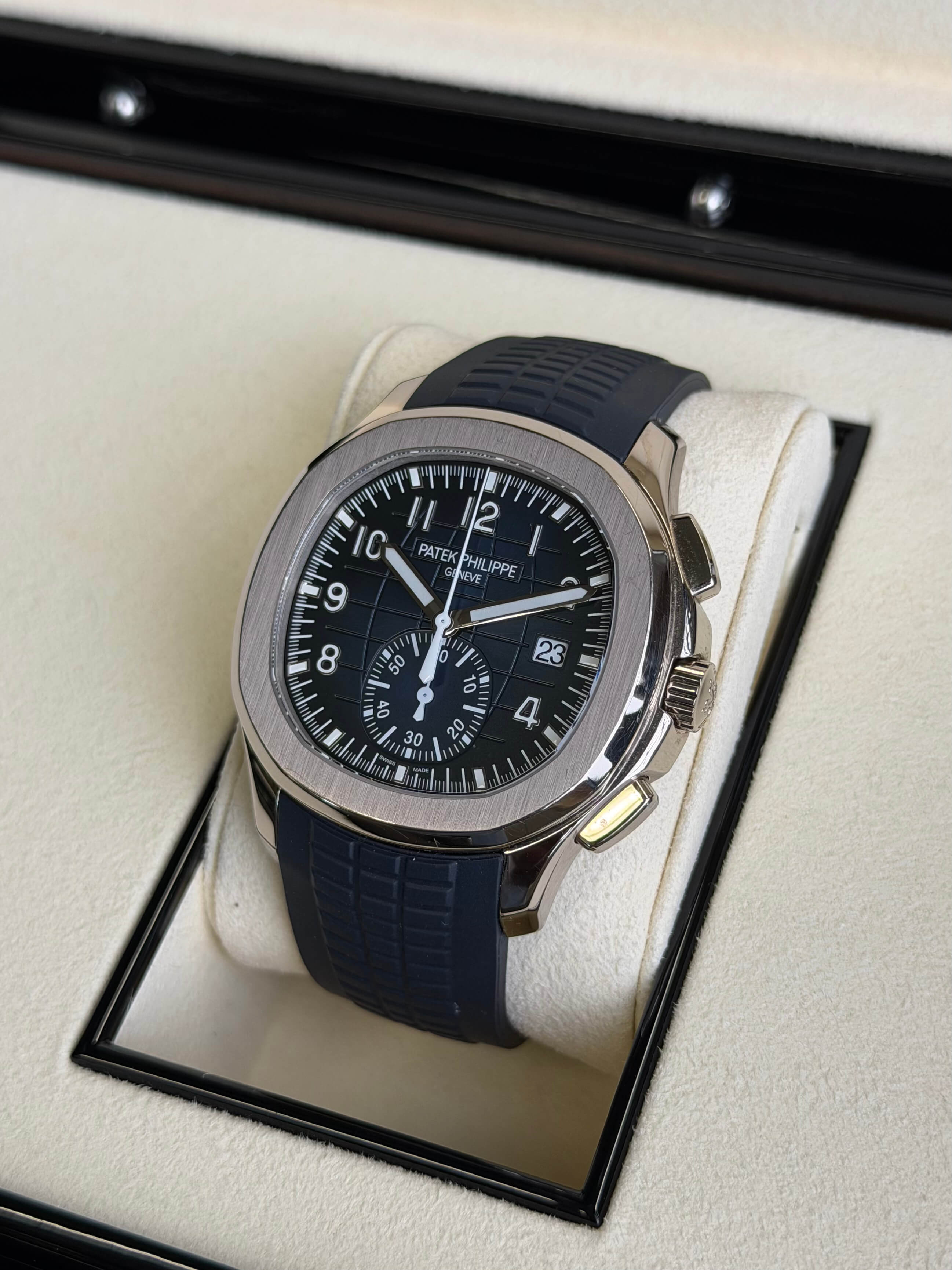 Watchrr - Authentic luxury watch