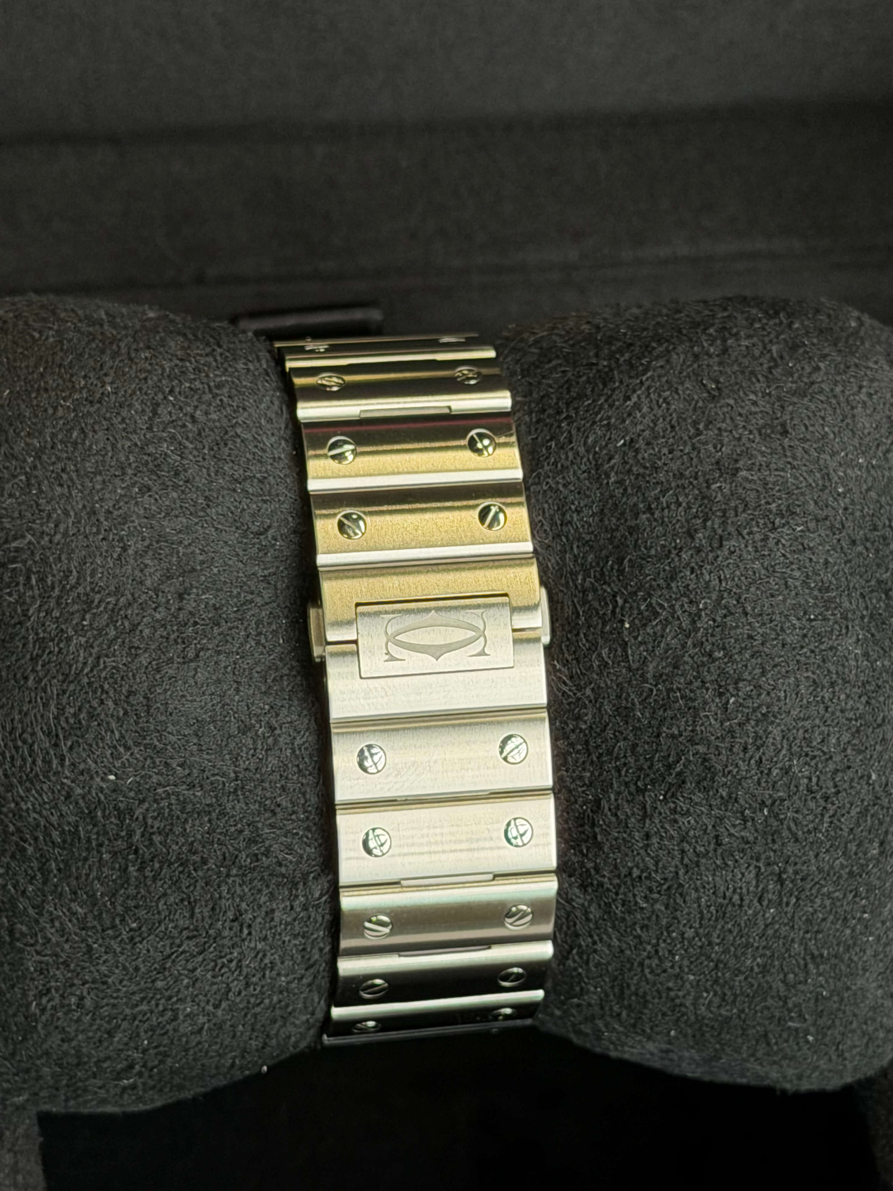 Watchrr - Authentic luxury watch