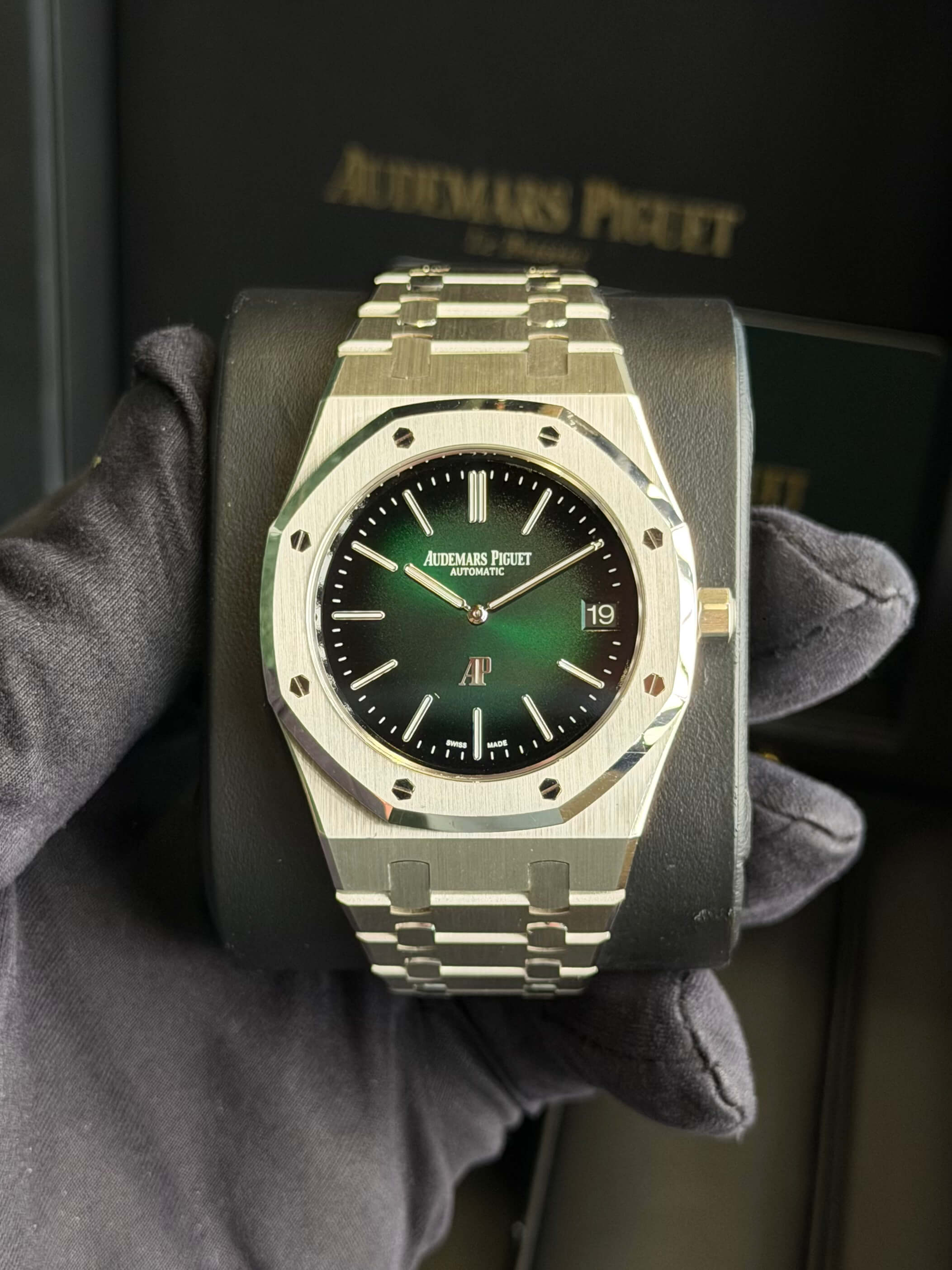 Audemars Piguet Royal Oak Jumbo Extra-Thin 39mm Platinum Smoked Green 15202PT.OO.1240PT.01 2021